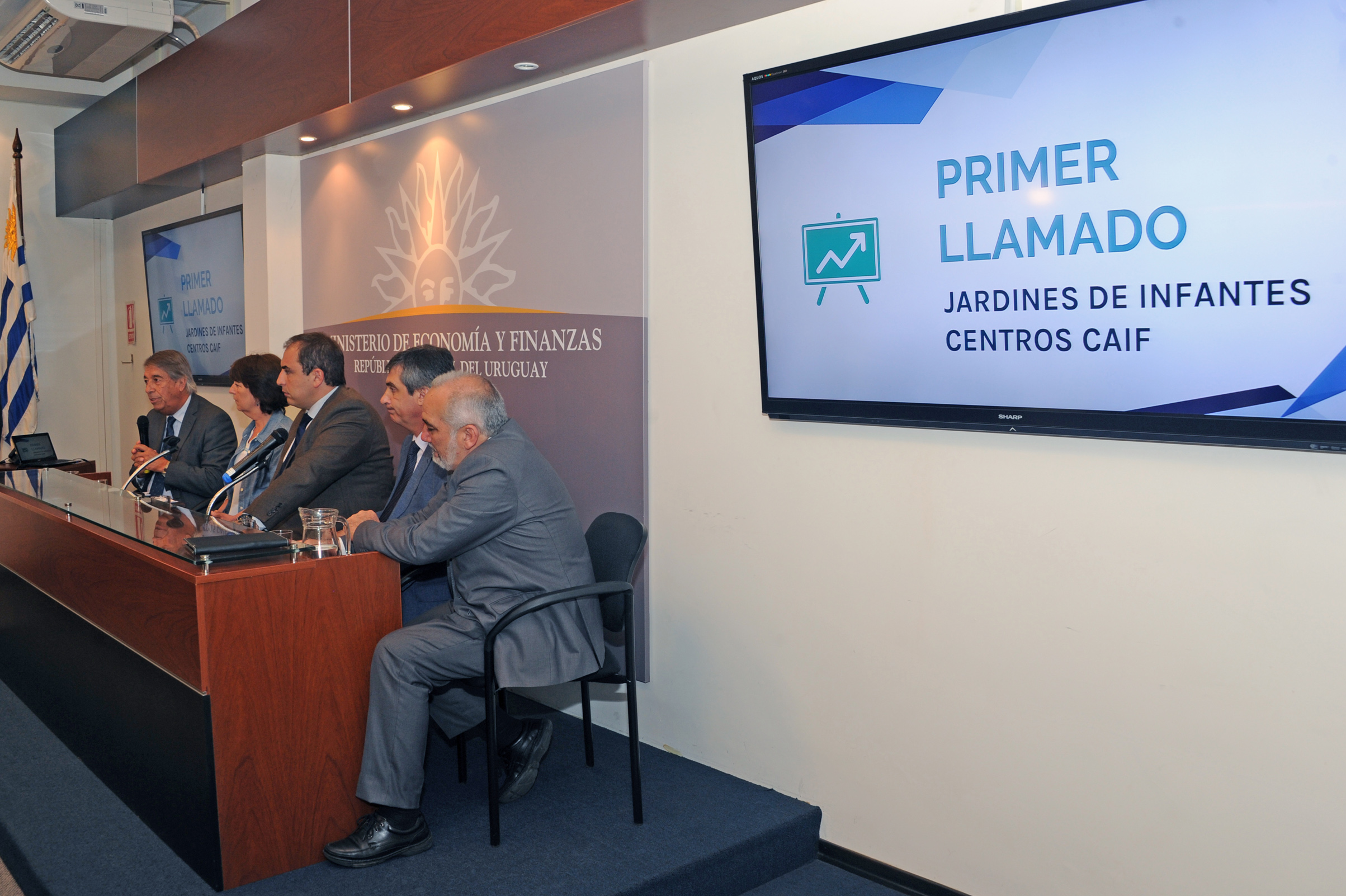 Autoridades en lanzamiento de obras educativas por PPP