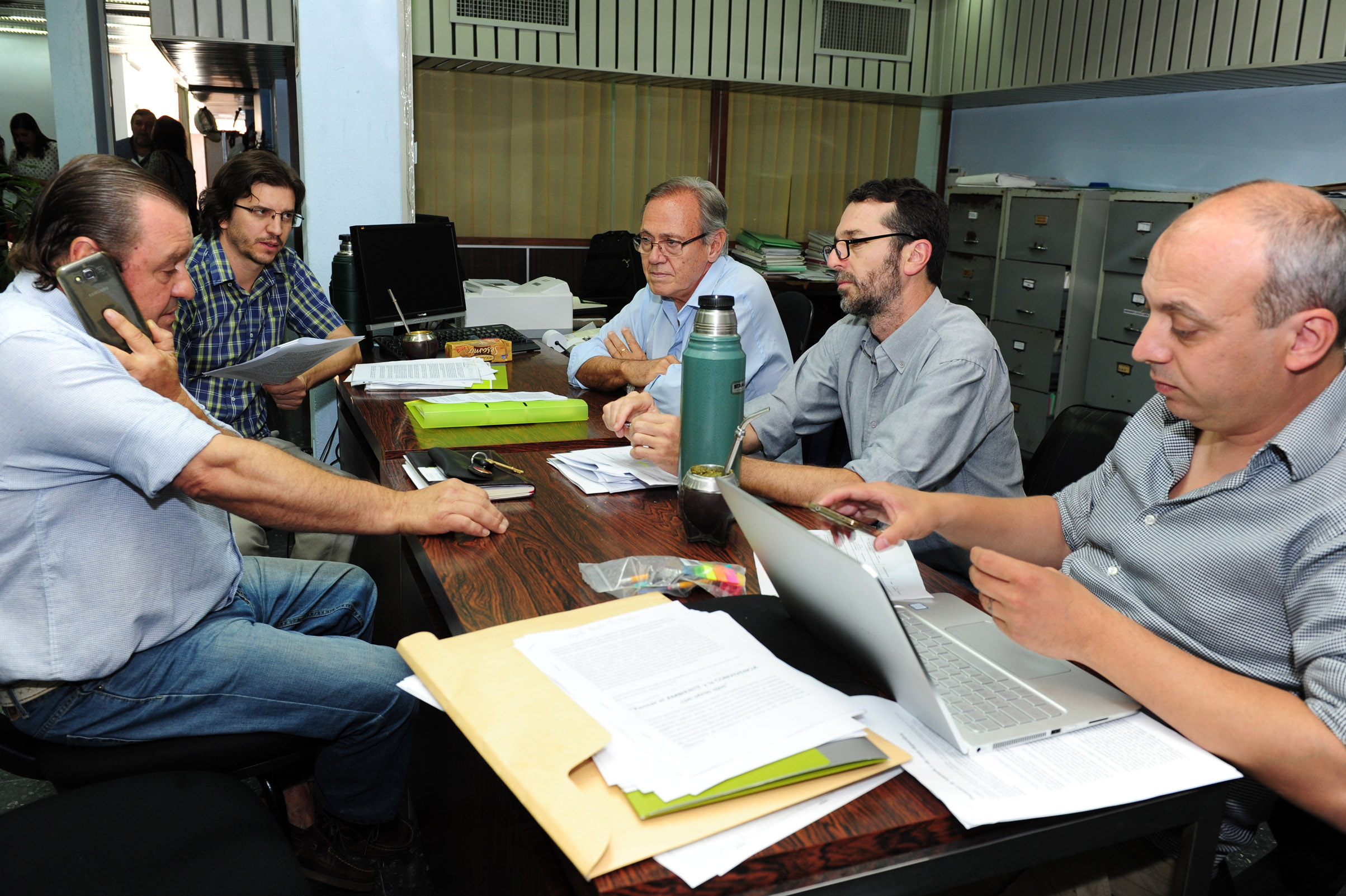 Autoridades del MVOTMA se reunieron con actores sociales locales