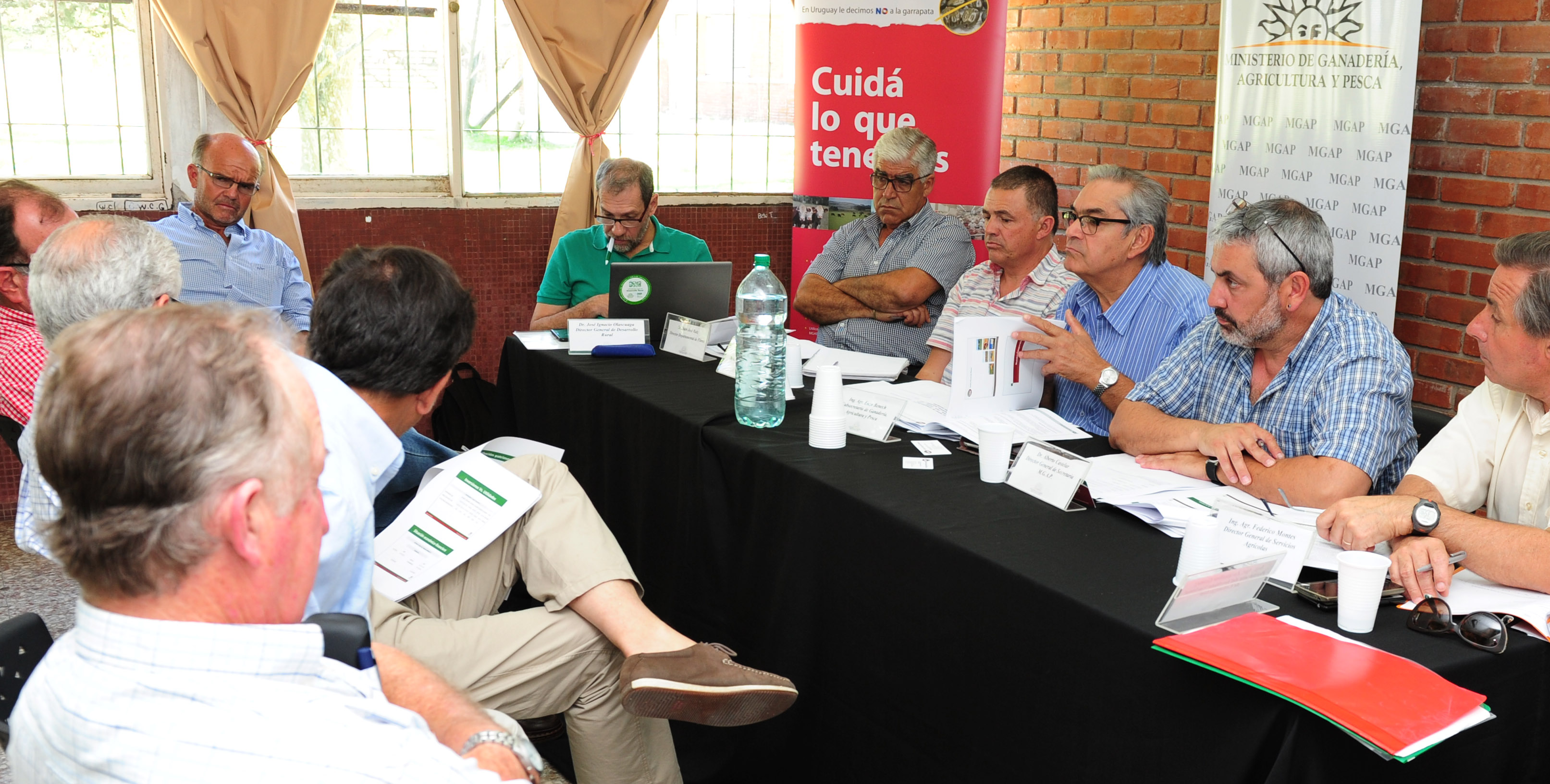 Autoridades del MGAP recibieron productores agropecuarios del departamento de Flores
