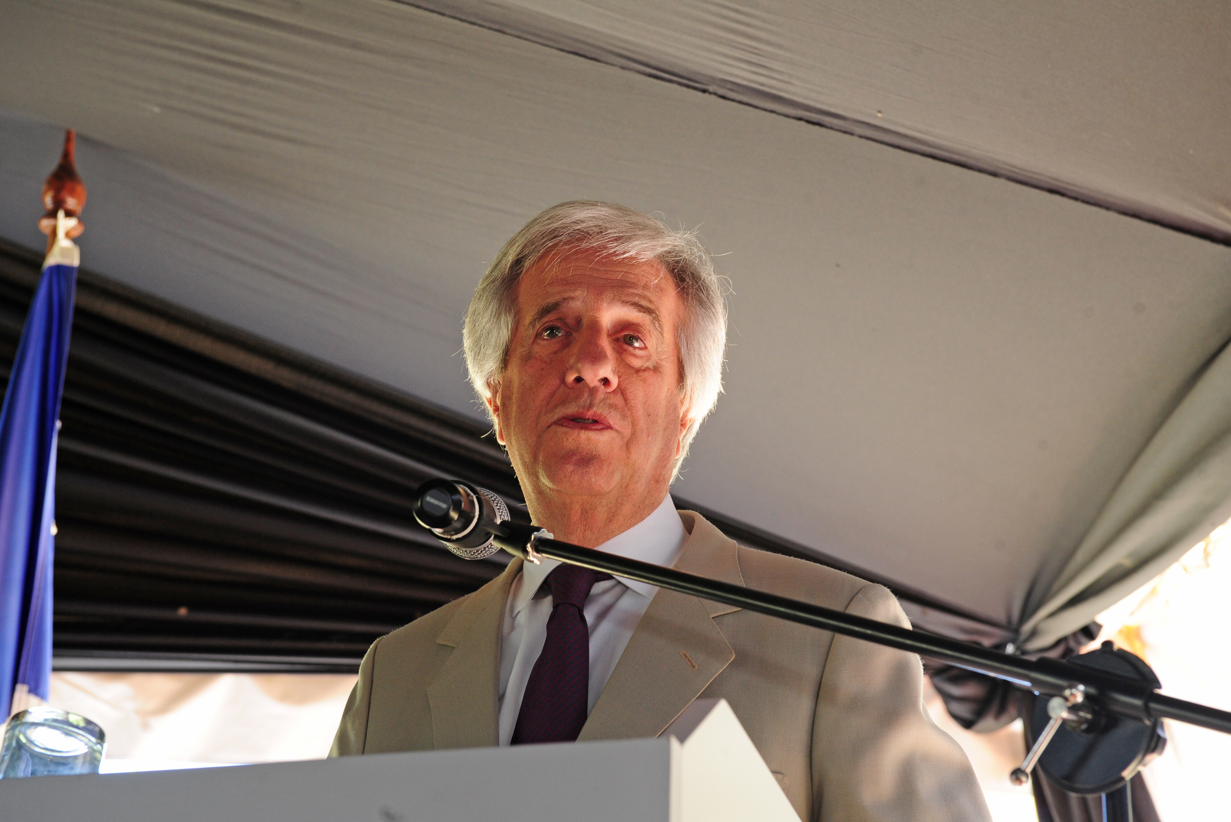 Presidente Vázquez, haciendo uso de la palabra