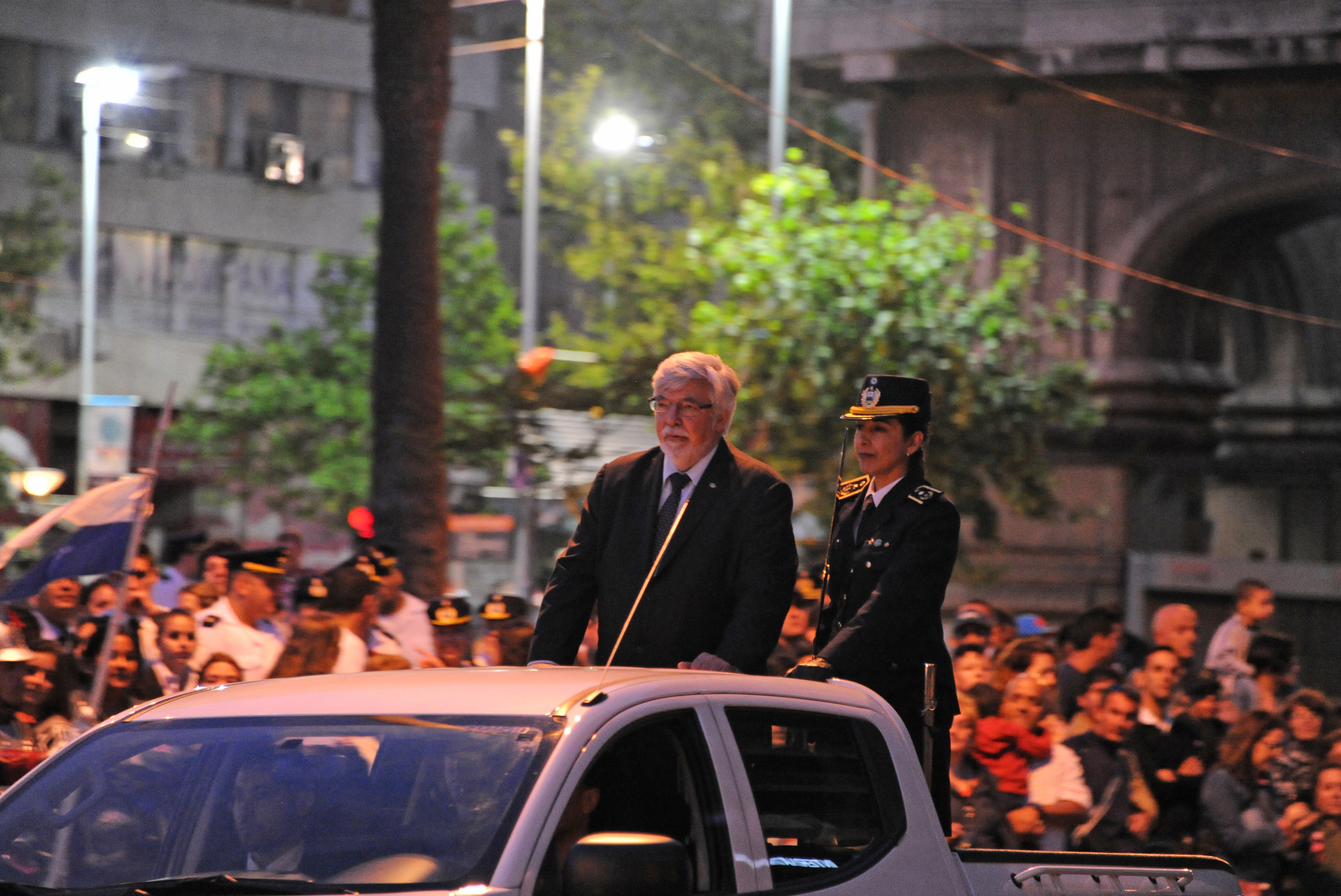 Ministro Eduardo Bonomi, realizado el recorrido previo al inicio del desfile