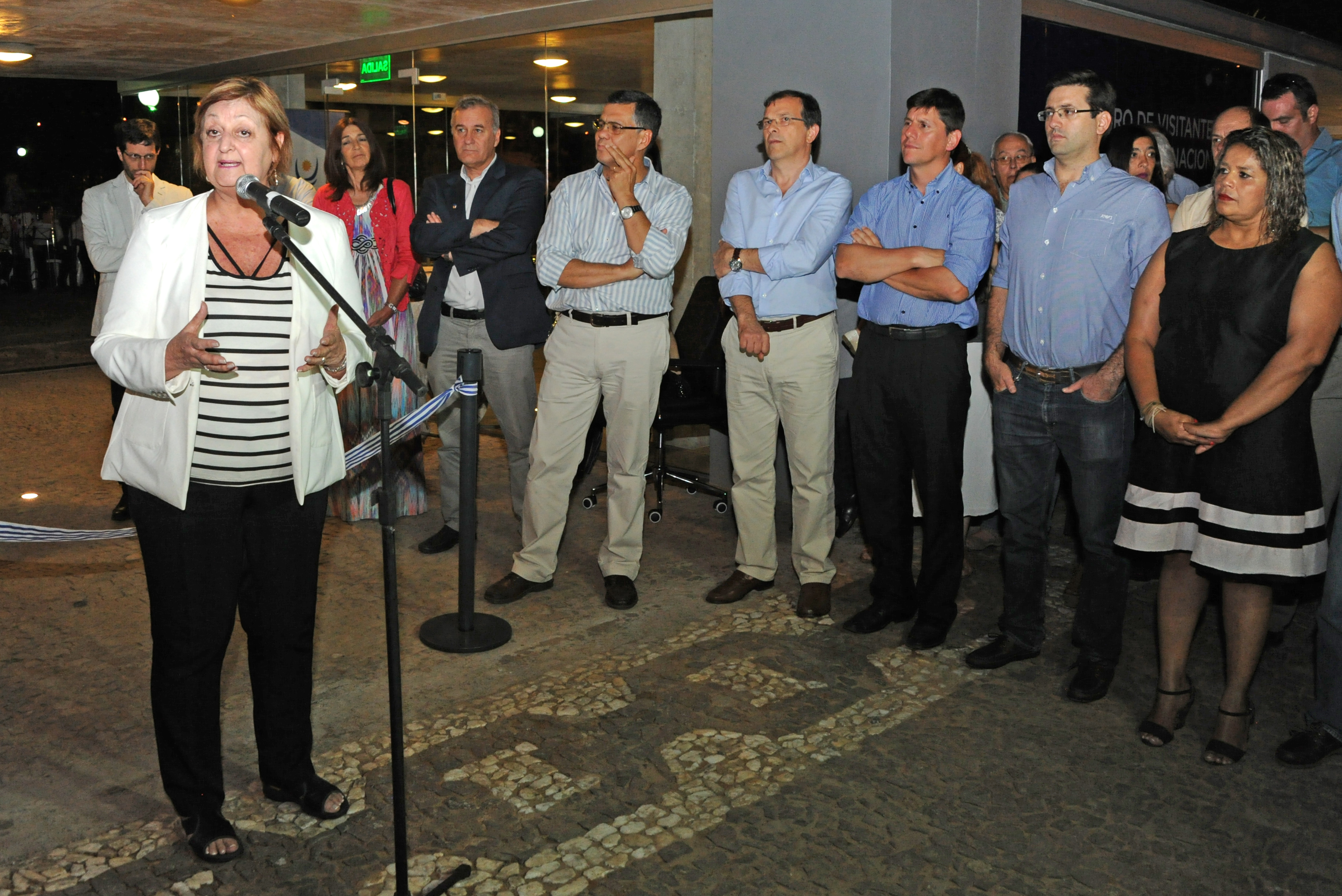 Ministra de Turismo, Liliam Kechichian, dirigiéndose a los presentes