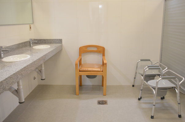 Obras de remodelación del Pabellón 11 del Centro de Rehabilitación Médico Ocupacional y Sicosocial (CE.RE.M.O.S.)