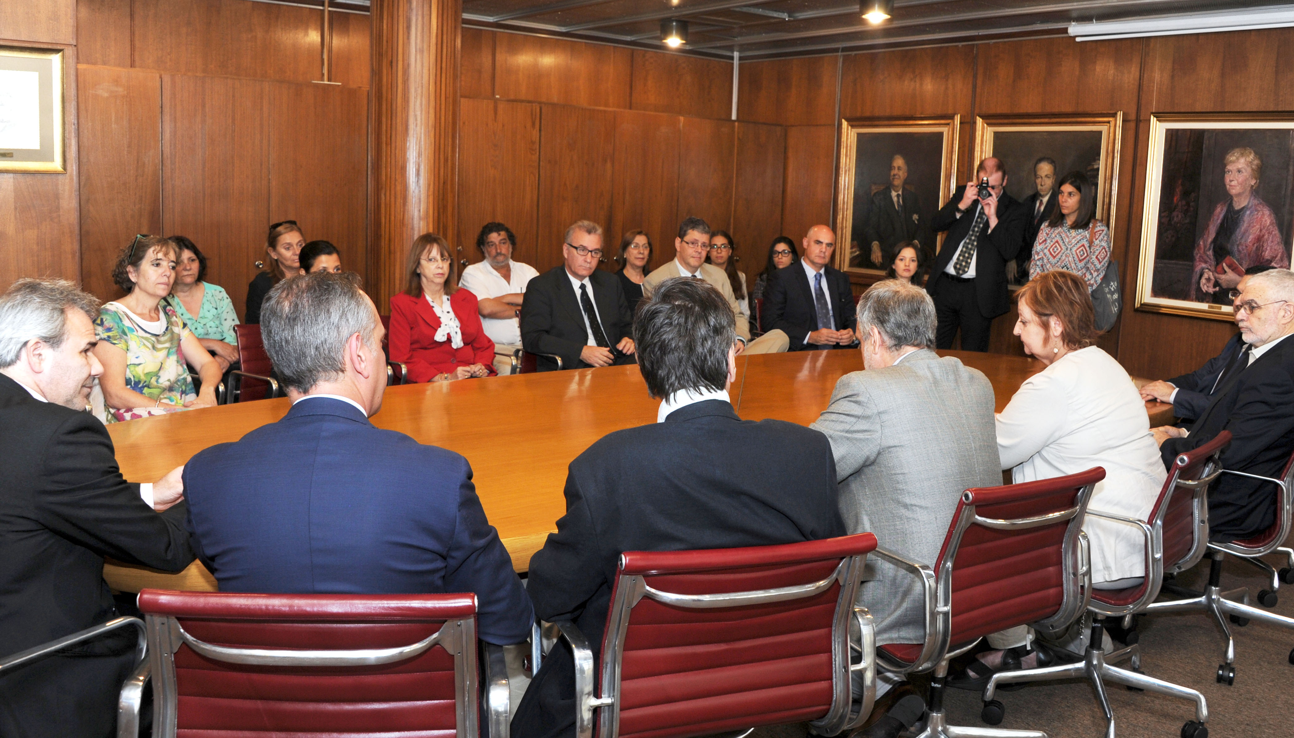Homenaje a Carlos Caballero realizado por el Ministerio de Relaciones Exteriores y el Ministerio de Turismo