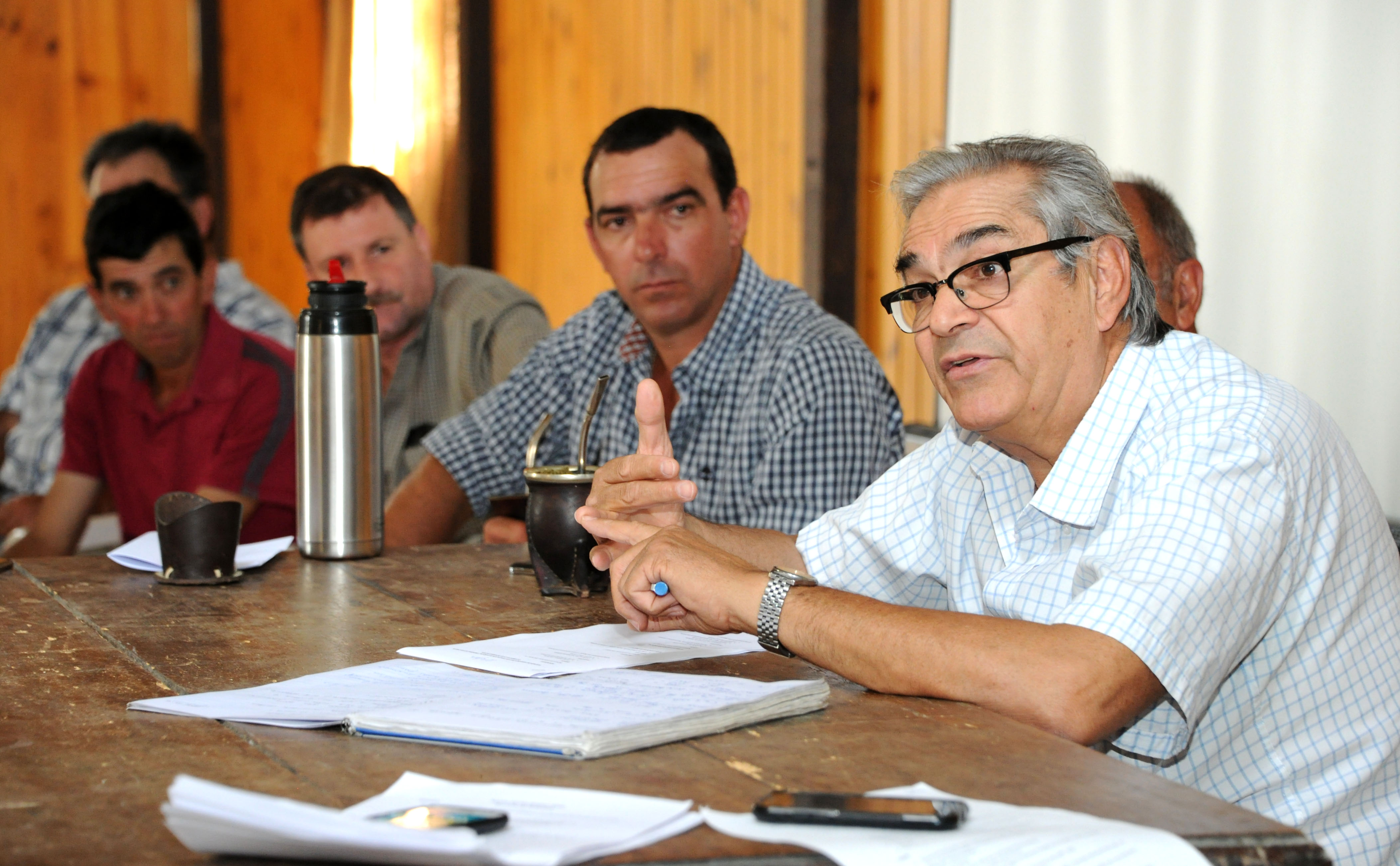 Ministro interino de Ganadería, Enzo Benech reunido con productores agropecuarios en San Carlos, Maldonado
