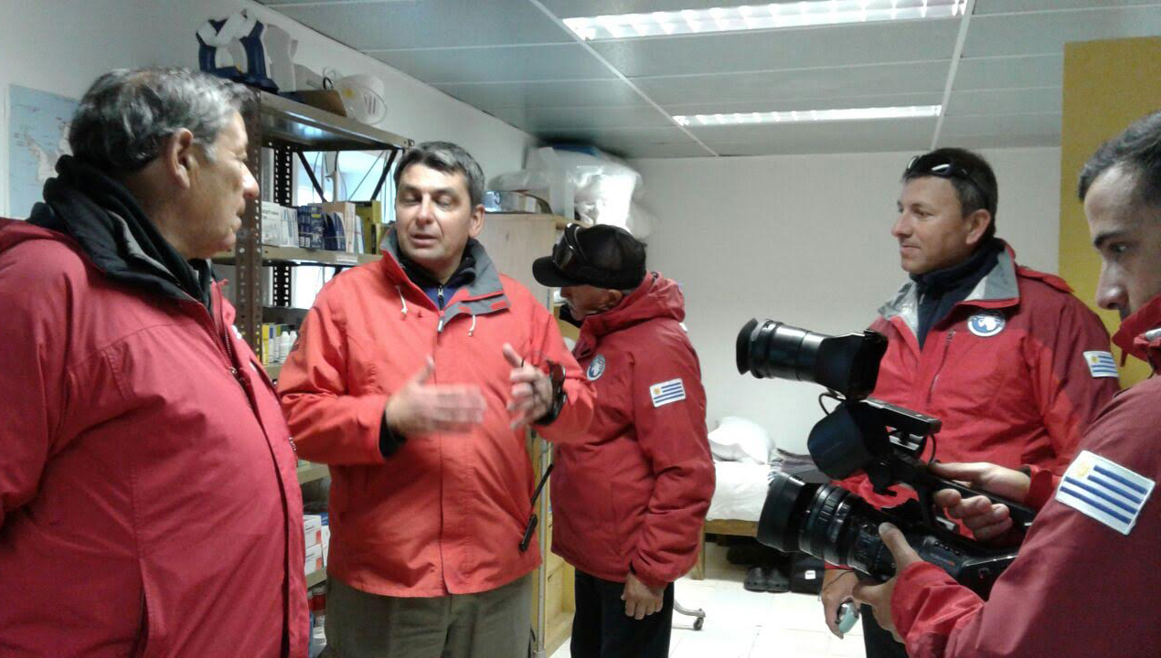 Recorrida por el Centro de Operaciones Científicas