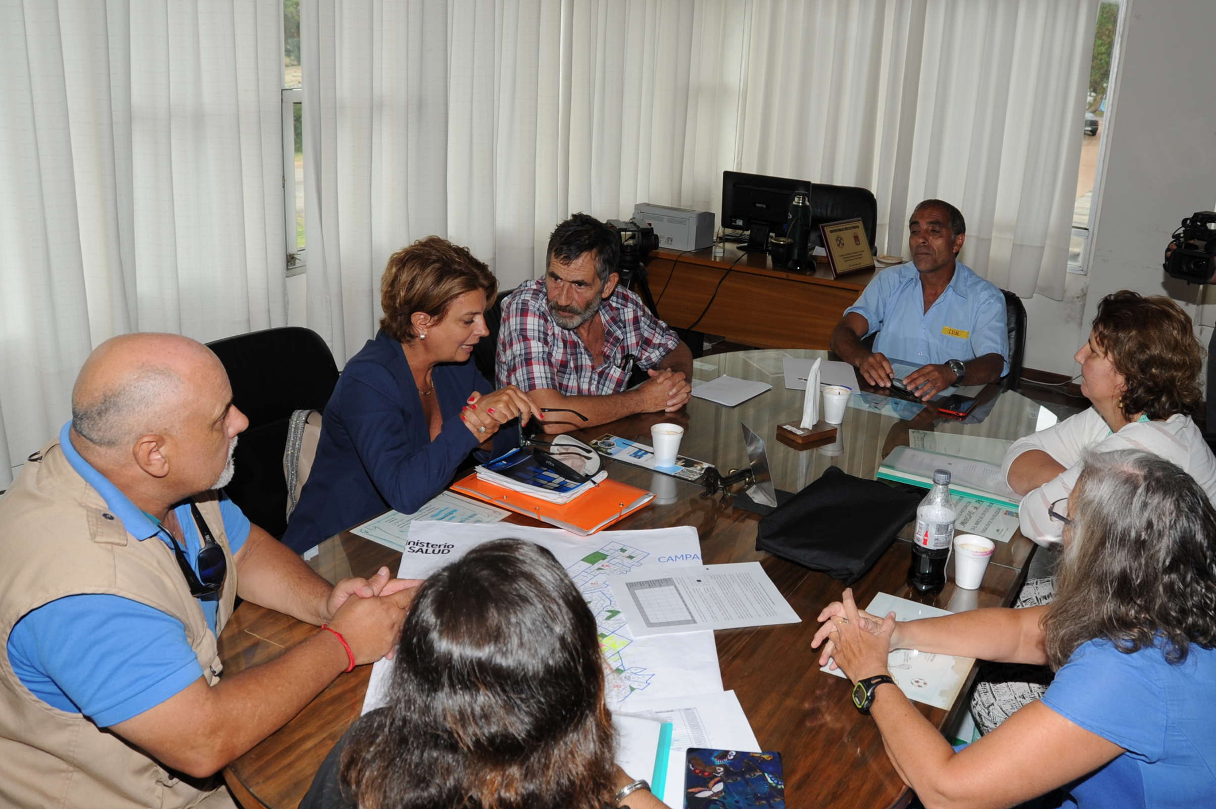 Reunión de autoridades del MSP junto a alcalde y autoridades en Piriápolis
