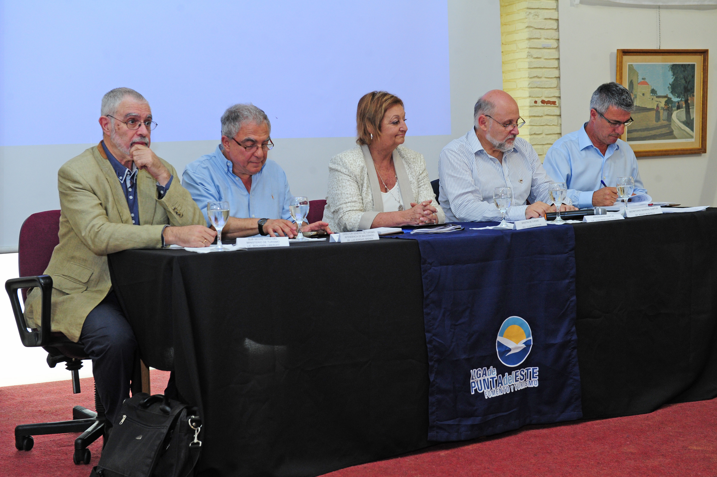 Mesa de autoridades
