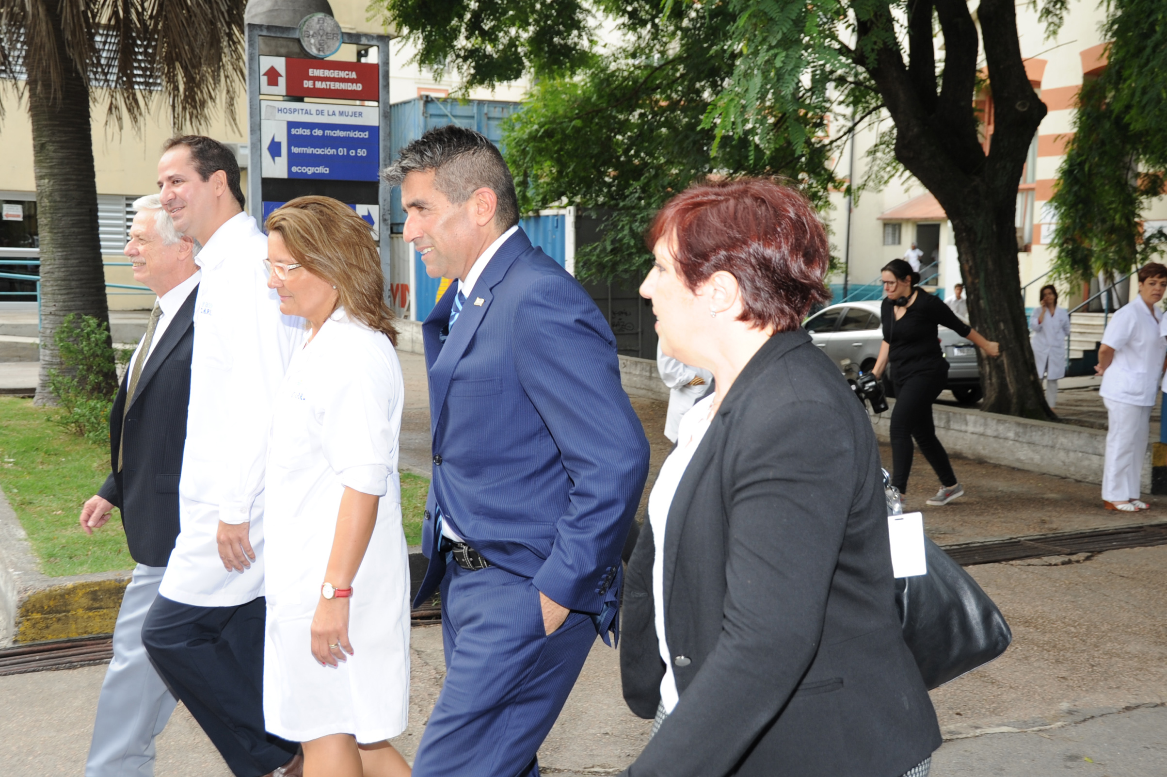 Presidente en ejercicio, Raúl Sendic, llega al Hospital Pereira Rossell, acompañado de ministro Jorge Basso