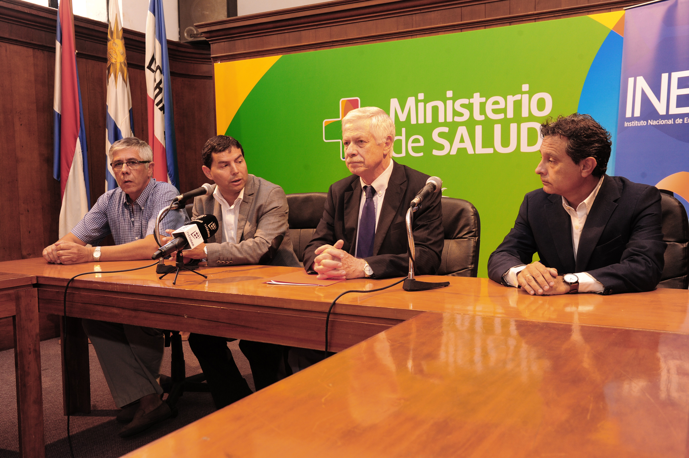 Director General de INEFOP Eduardo Pereyra, haciendo uso de la palabra