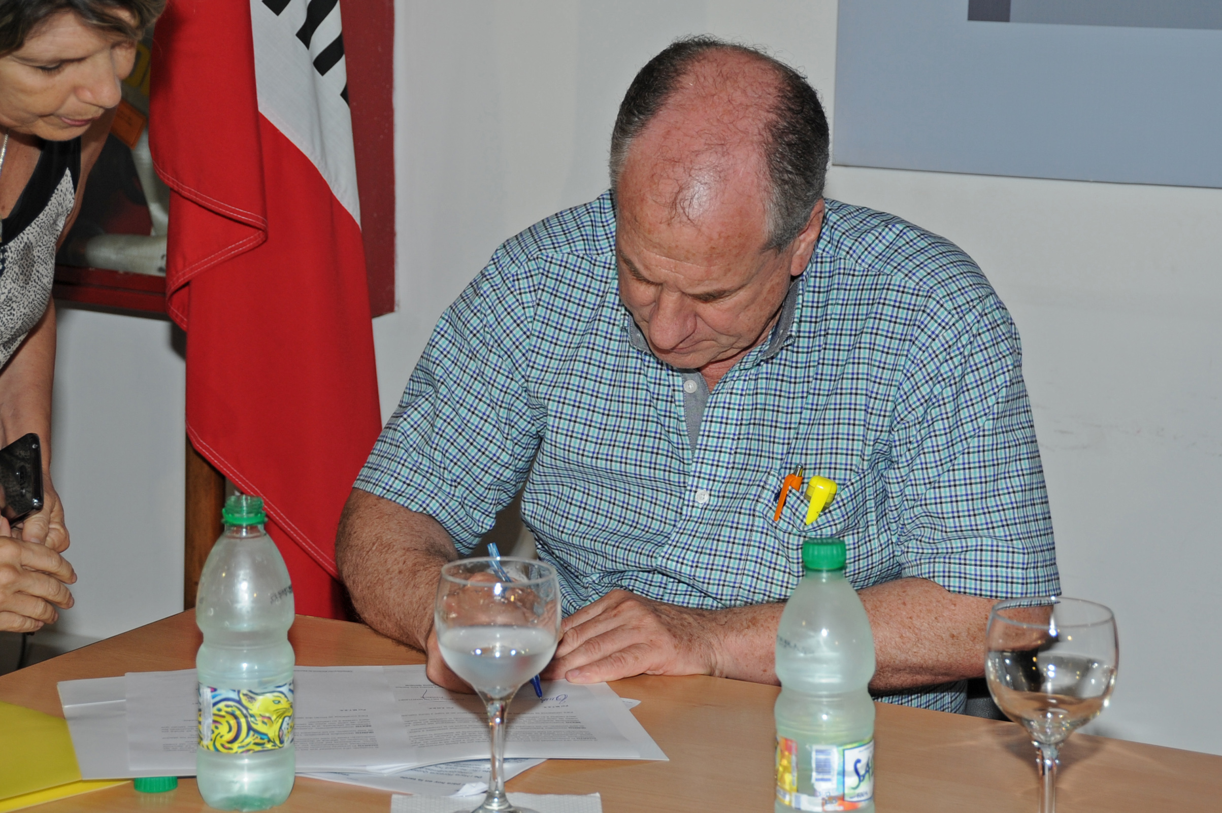 Ministro Ernesto Murro, durante la firma del convenio
