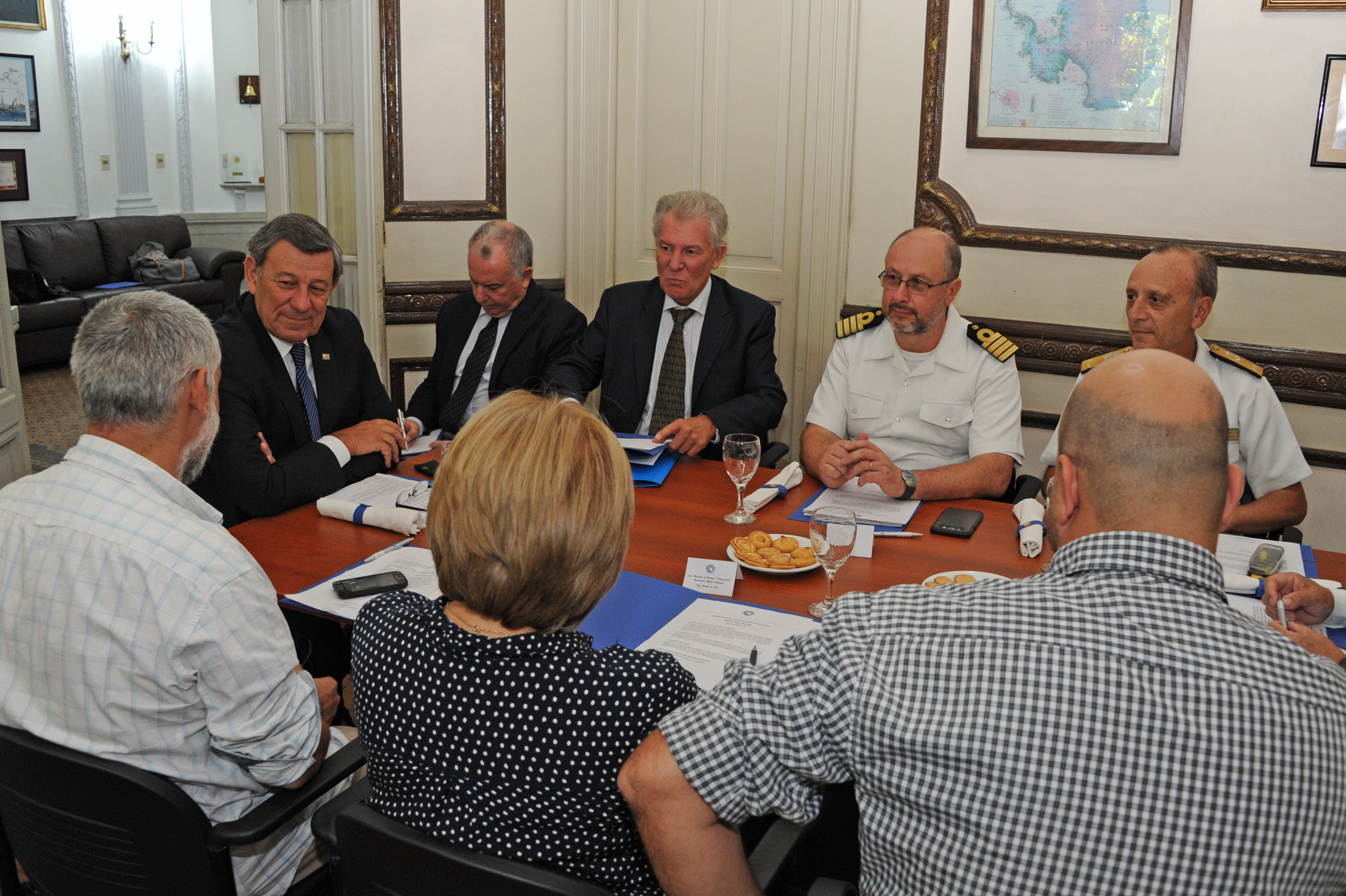 Reunión del Grupo Interministerial del Consejo Directivo del Instituto Antártico UruguayoSin imagen