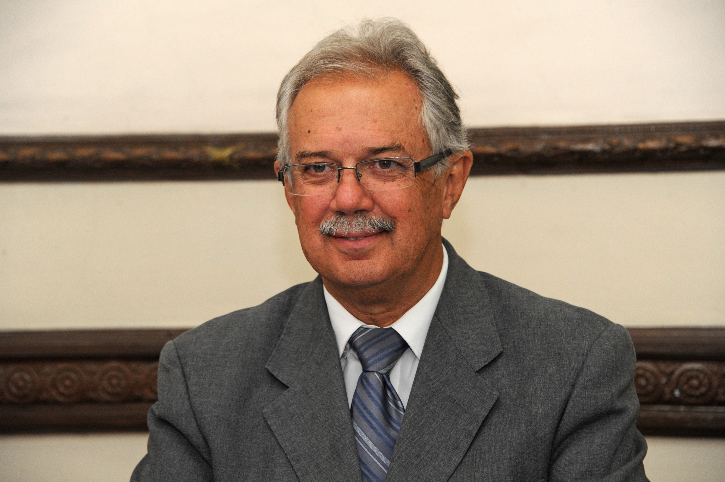 Ministro Jorge Menéndez