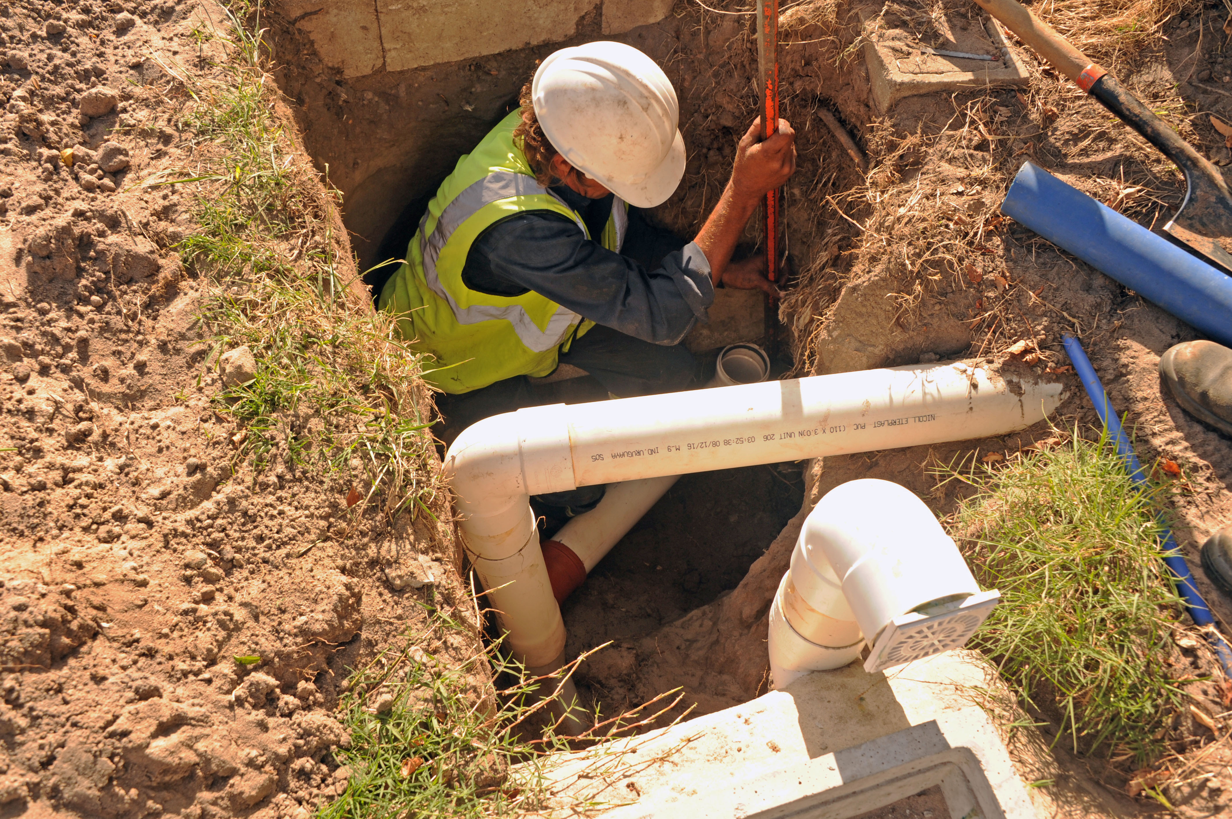 Obras de saneamiento en Costa de Oro