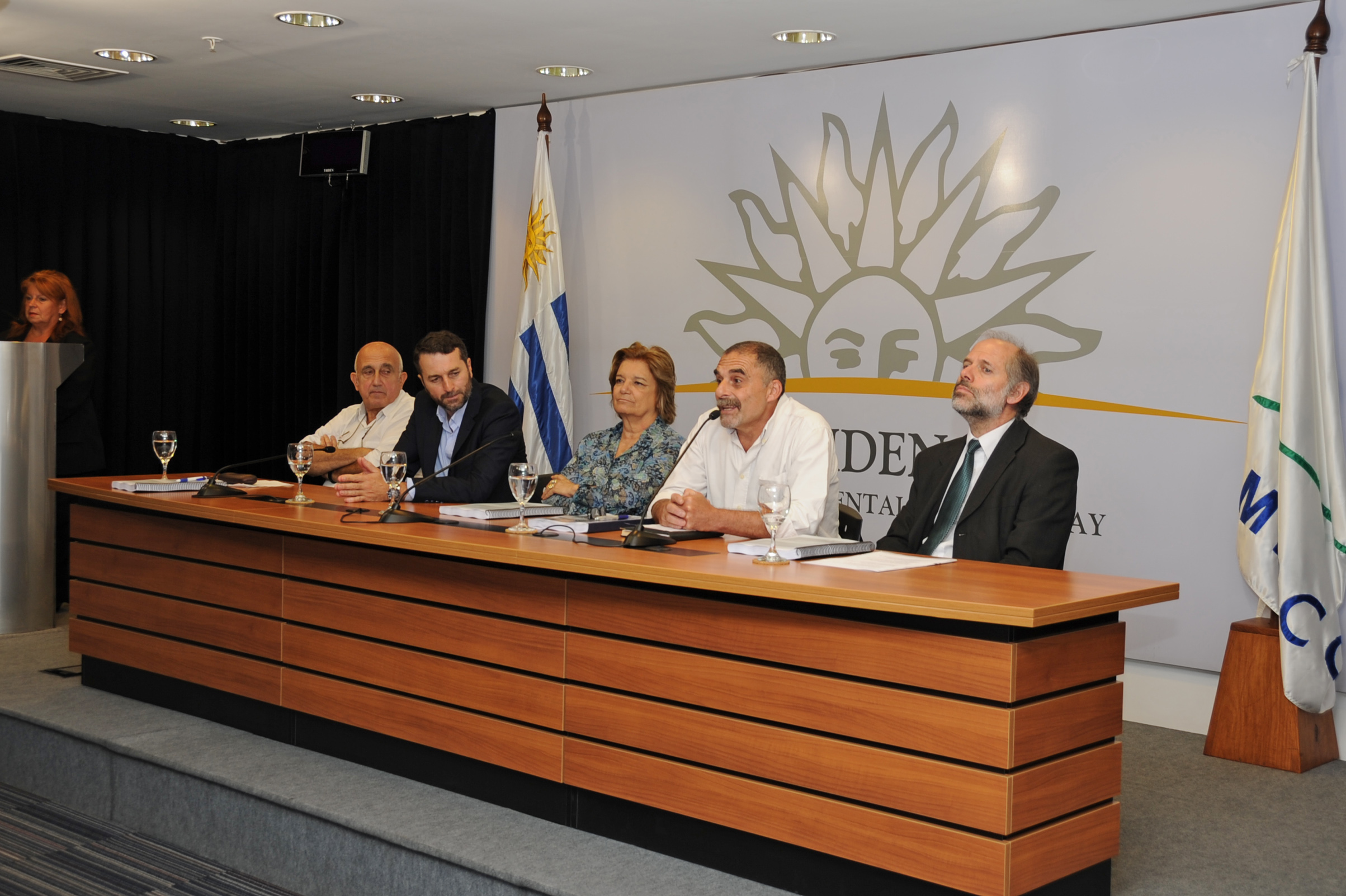 Mesa de autoridades
