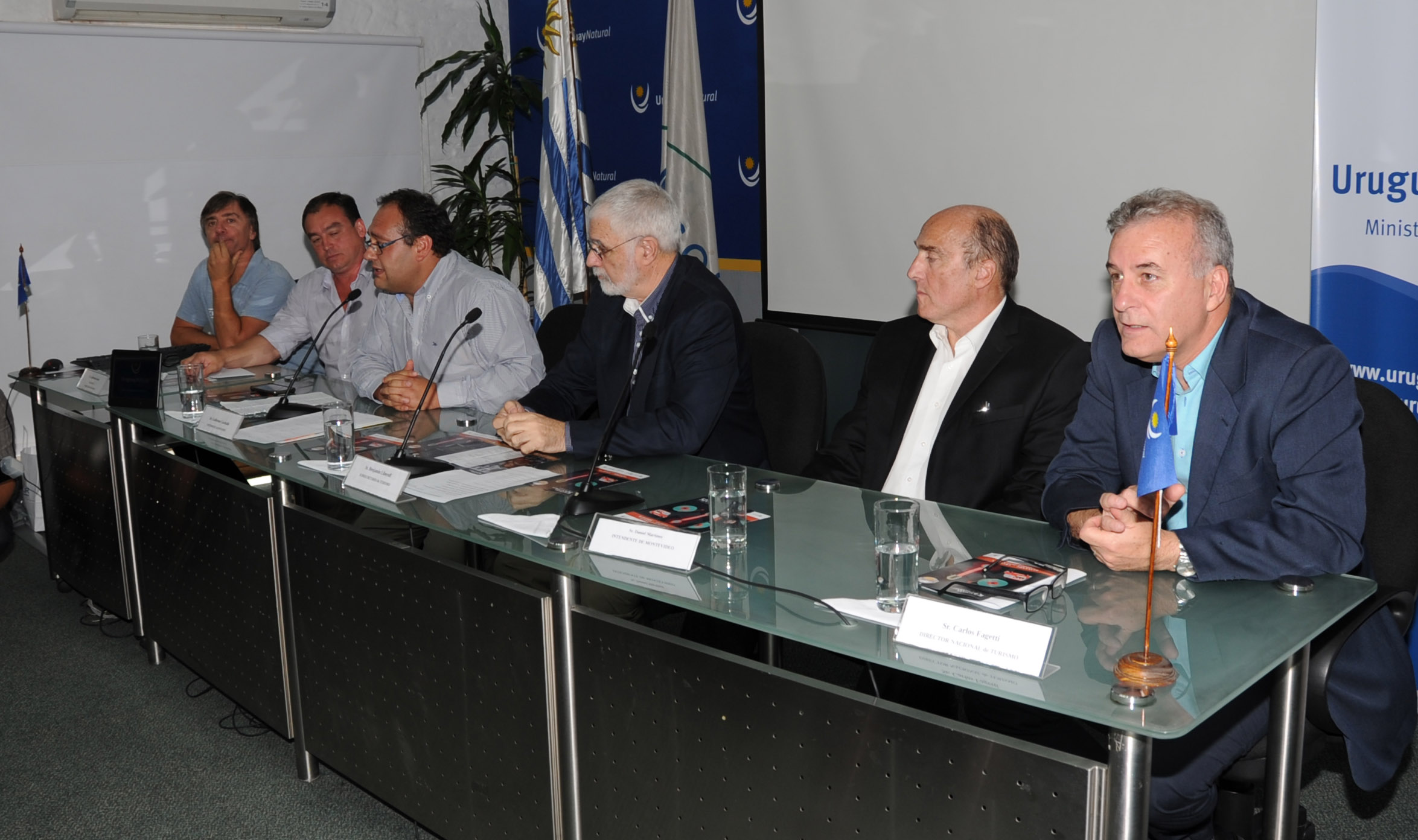 Mesa de autoridades