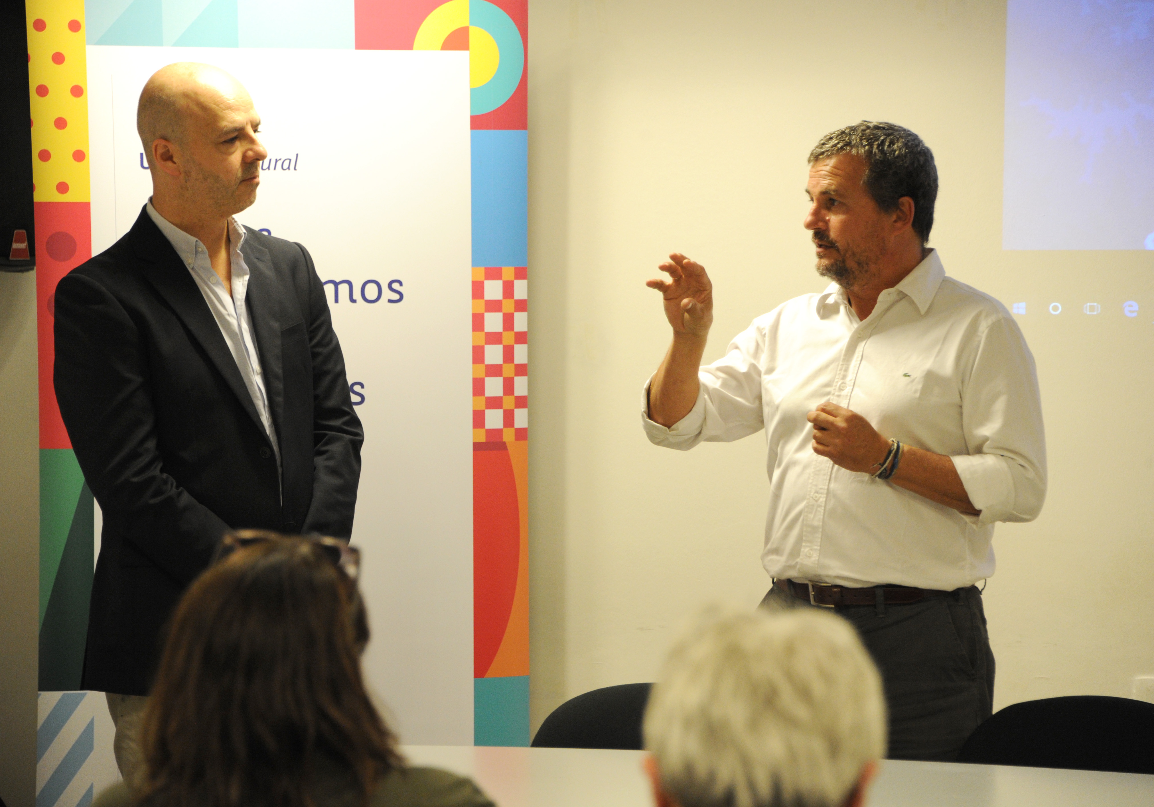 El director ejecutivo de Uruguay XXI, Antonio Carámbula y el director del ICAU, Martín Papich