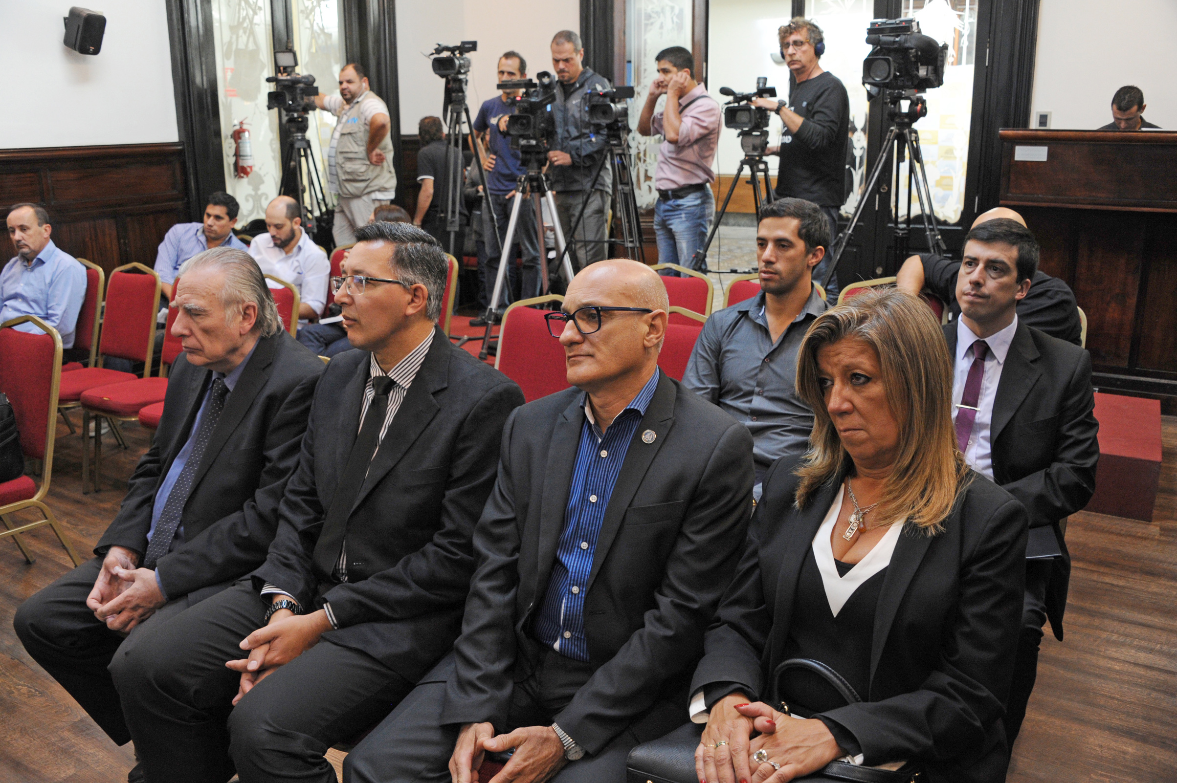 Asistentes a la firma de acuerdo