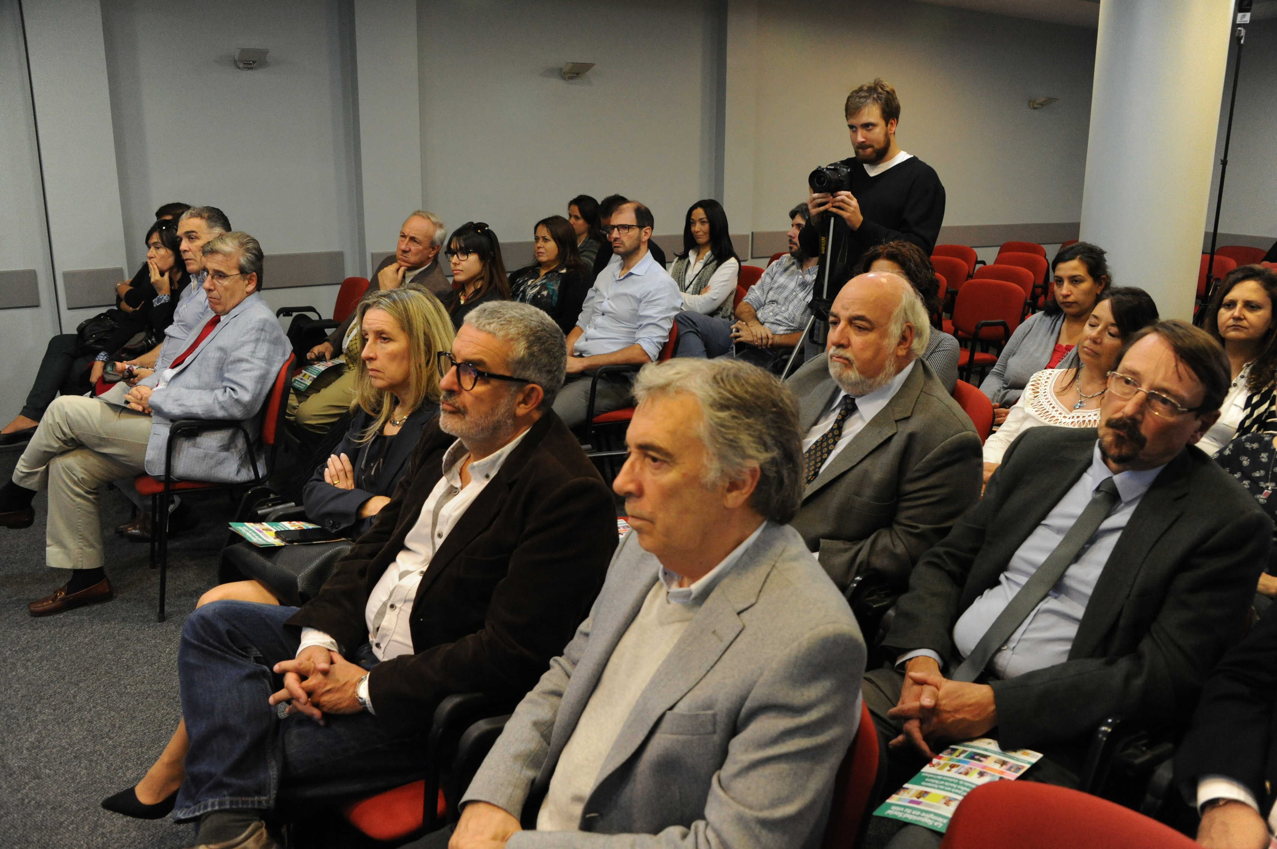 Asistentes a la presentación