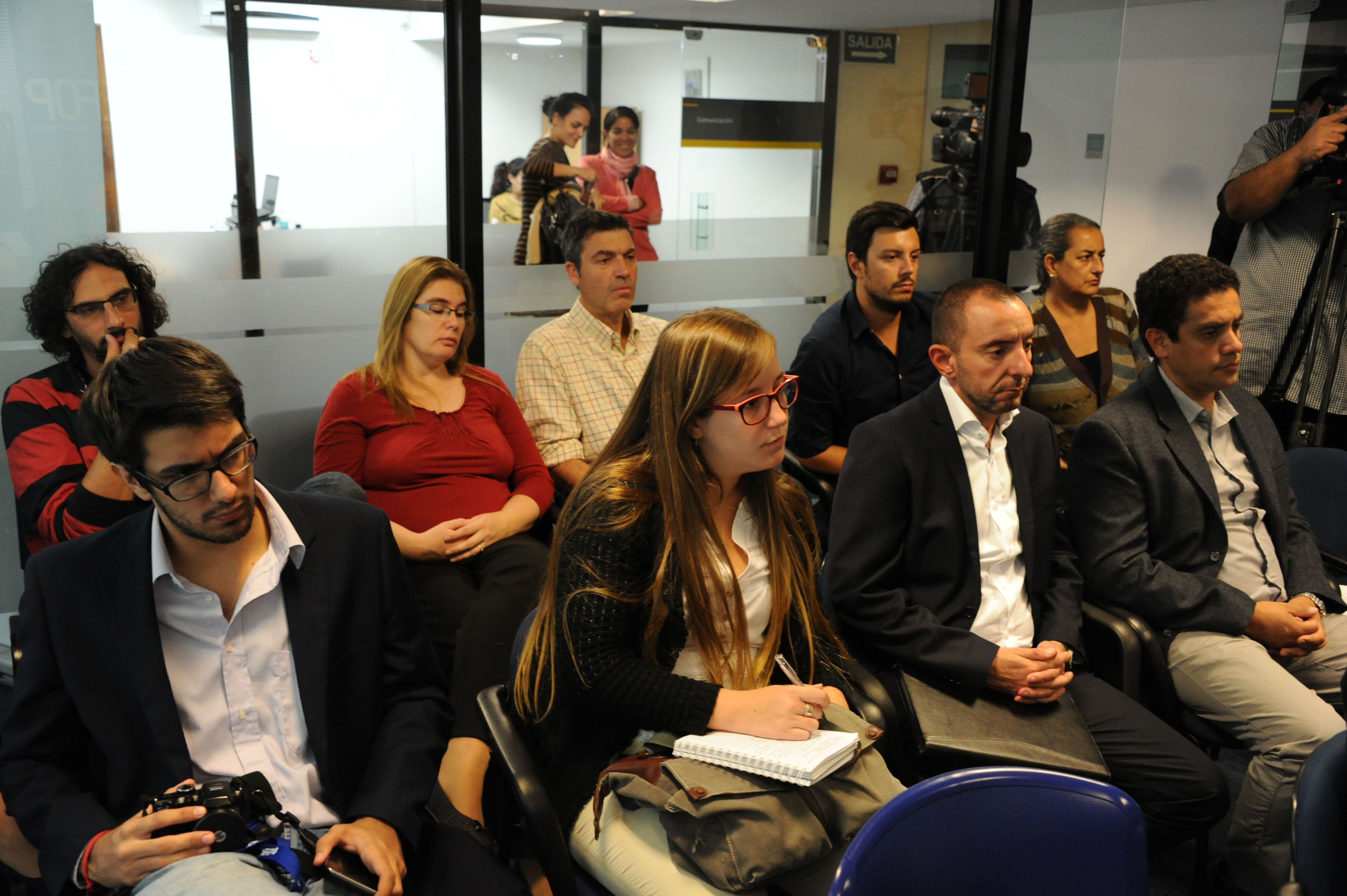 Asistentes a la firma del convenio