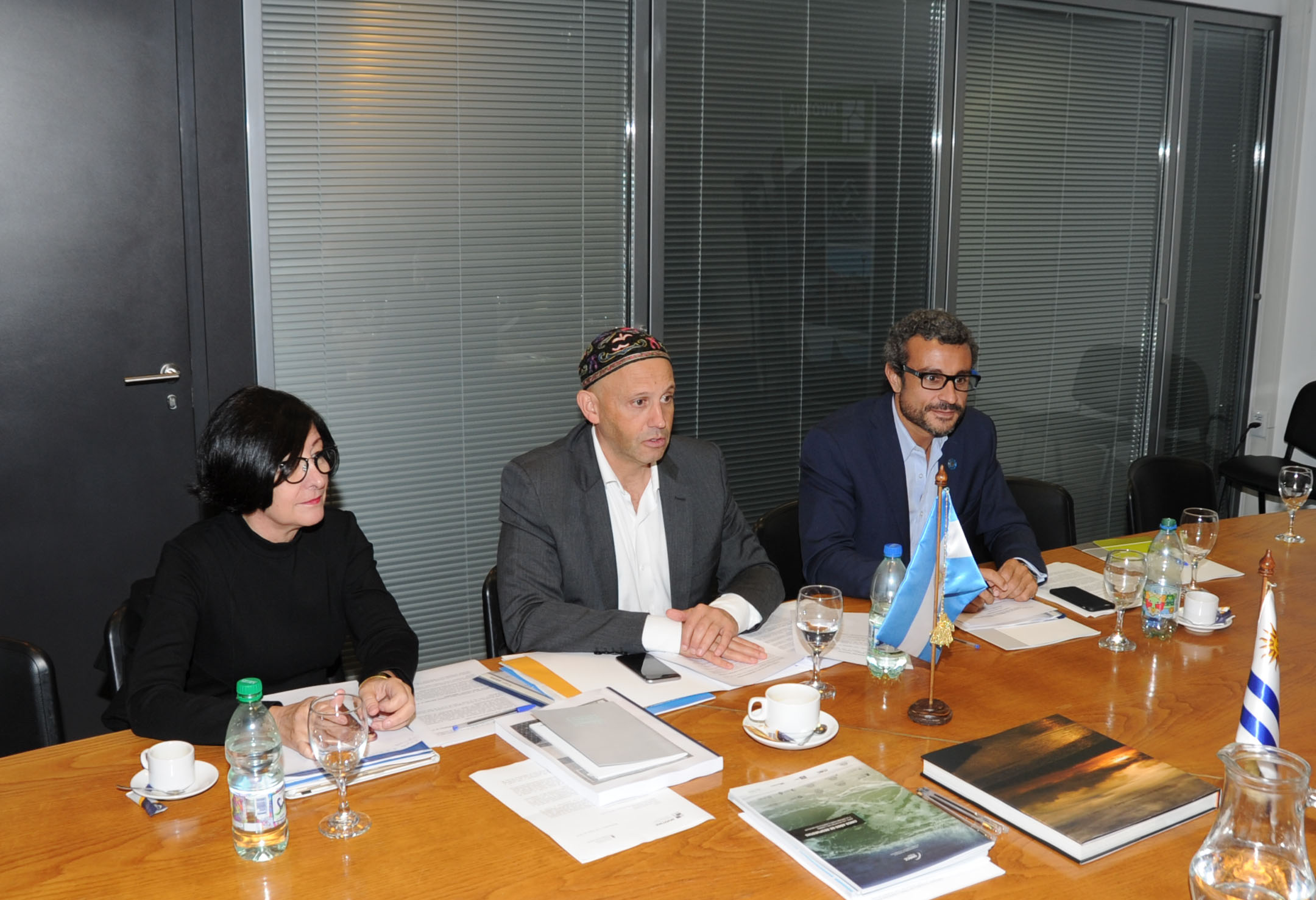 Delegación encabezada por el ministro de Ambiente y Desarrollo Sustentable de Argentina, Sergio Bergman
