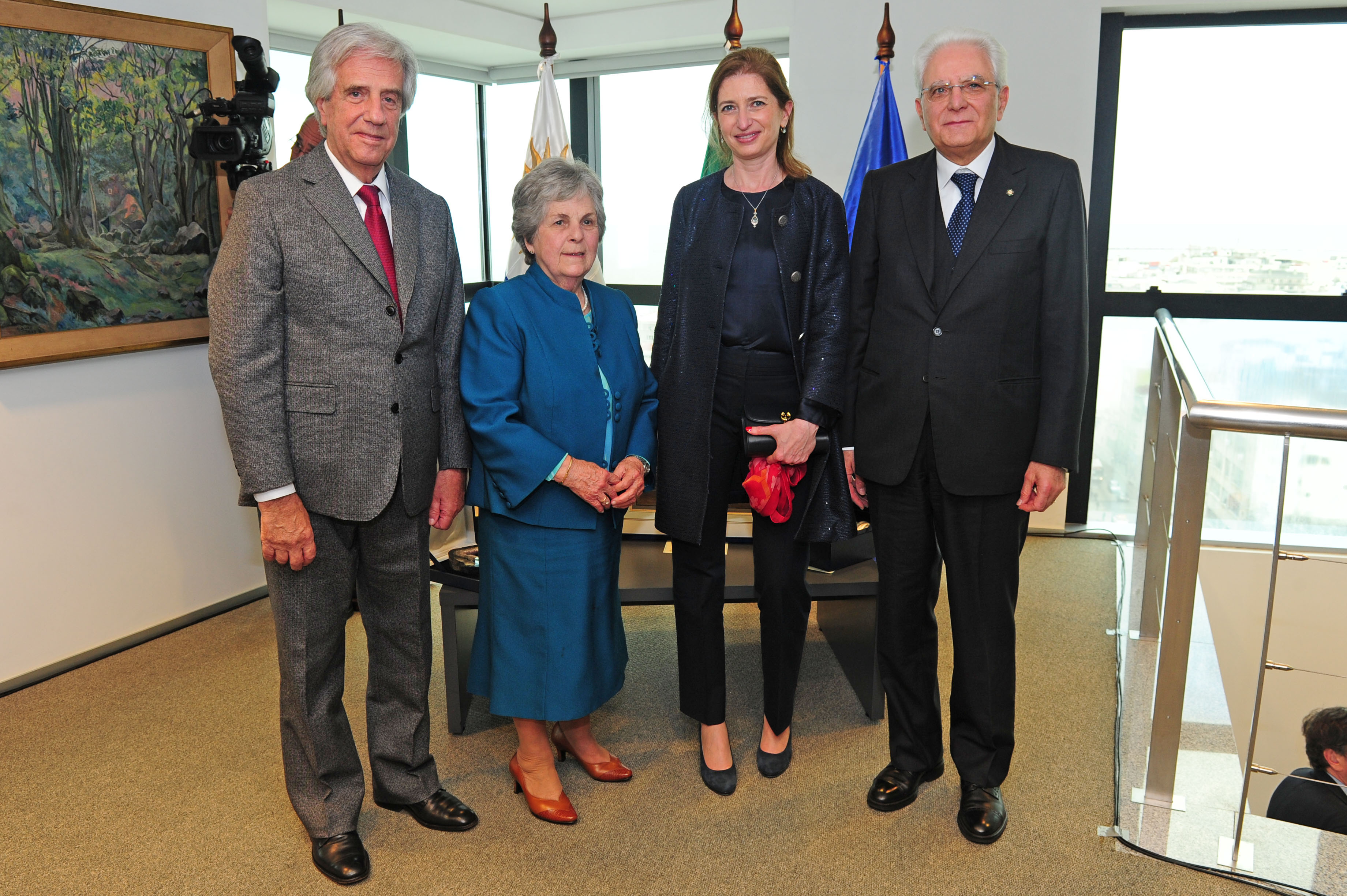 Tabaré Vázquez, María Auxiliadora Delgado de Vázquez, Laura Mattarella y Sergio Mattarella