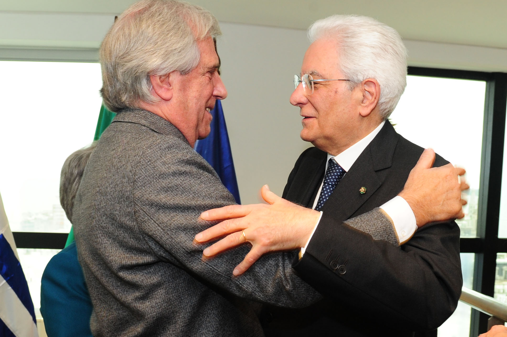 Saludo entre Vázquez y Mattarella