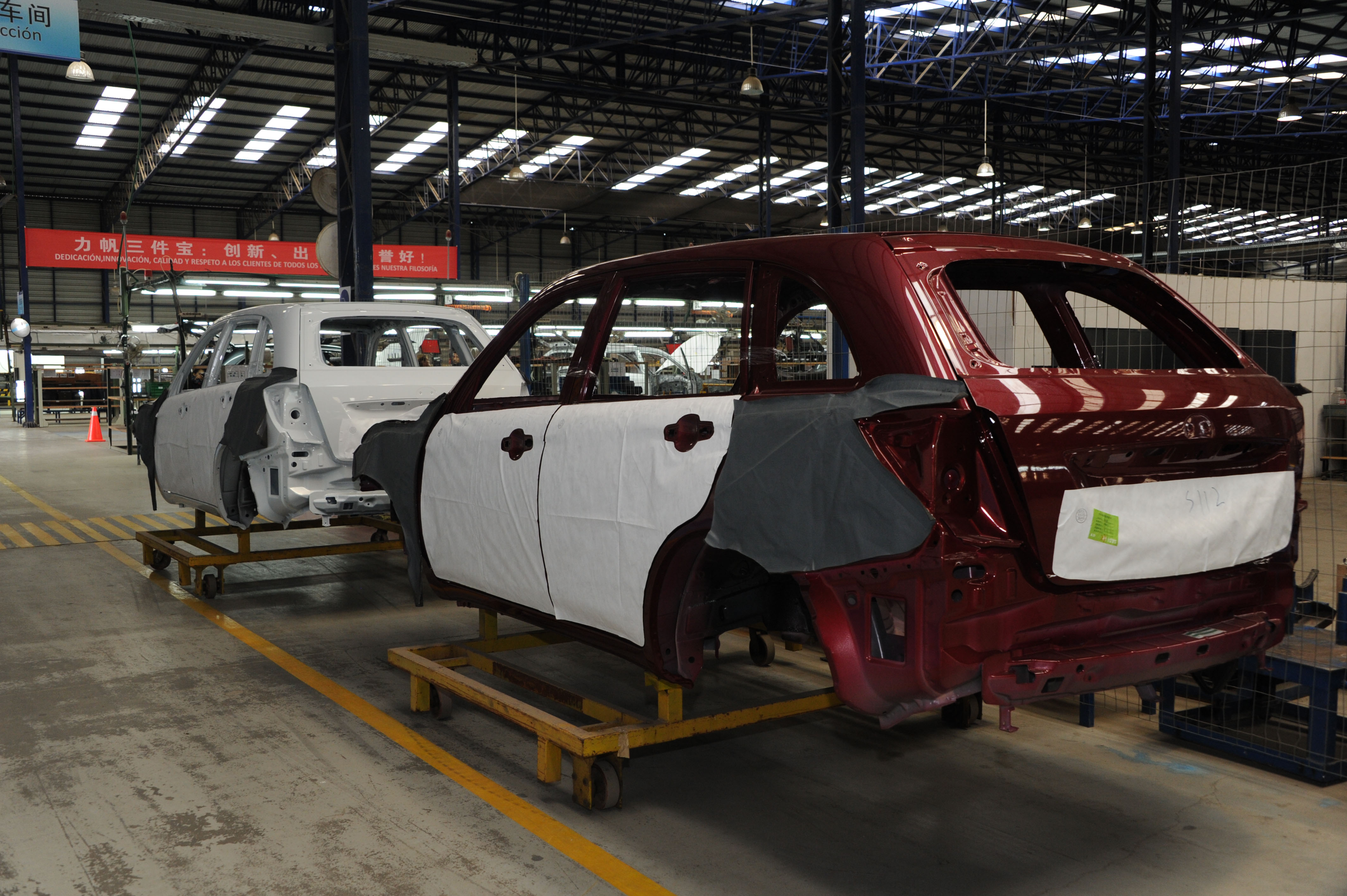 Sendic en la reapertura de planta de Lifan en Uruguay
