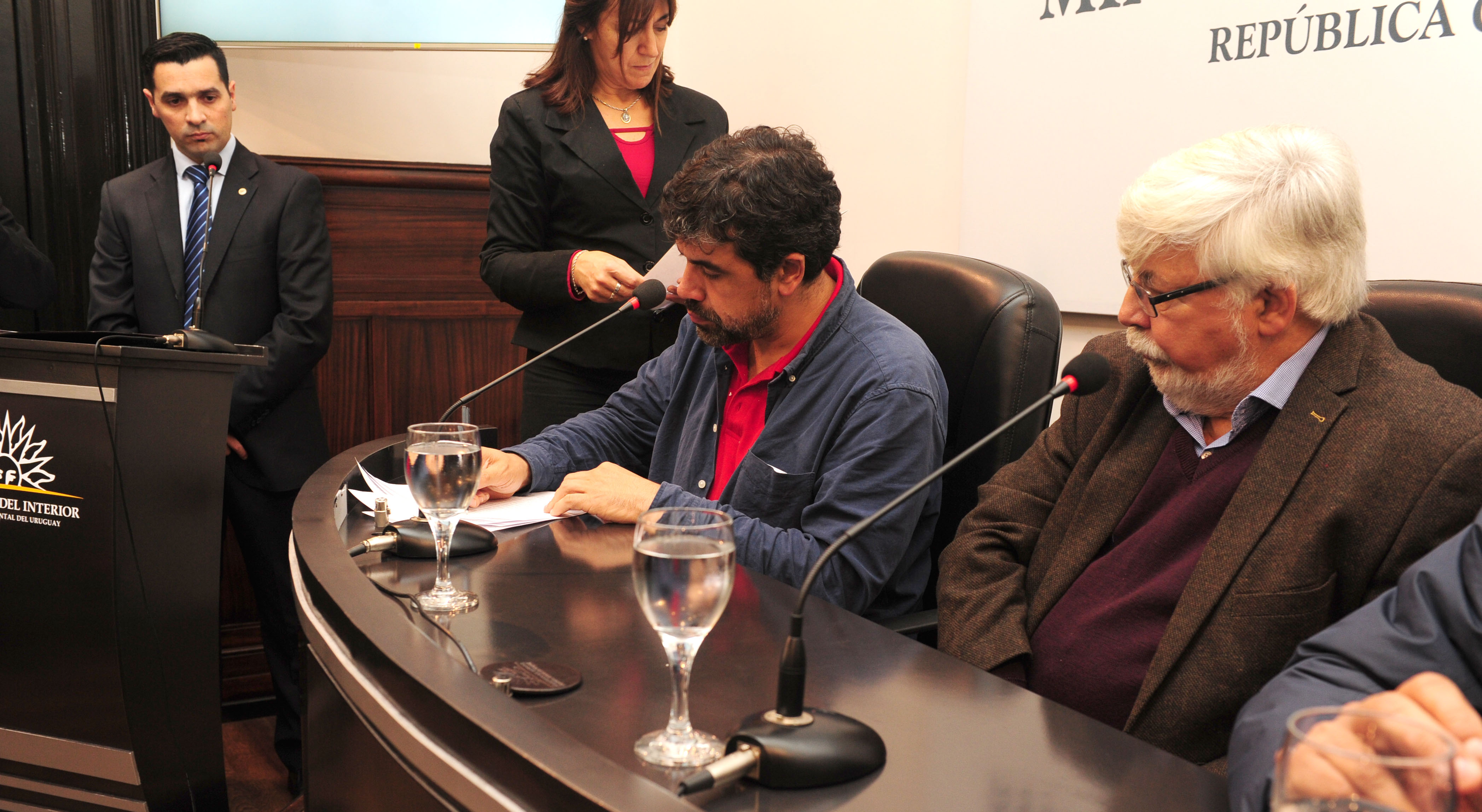 Firma de convenio entre el Ministerio del Interior y el sindicato de la construcción
