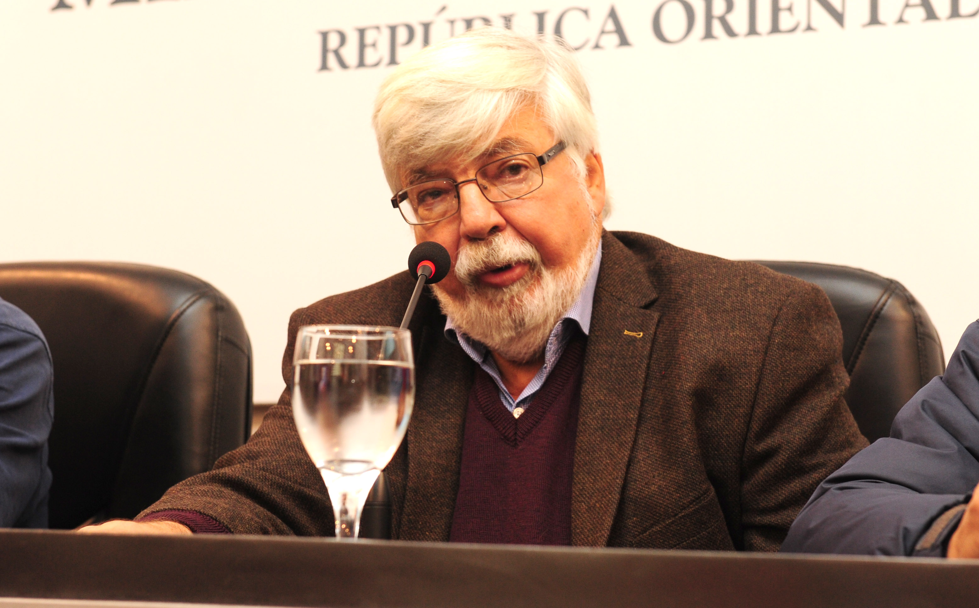 Firma de convenio entre el Ministerio del Interior y el sindicato de la construcción