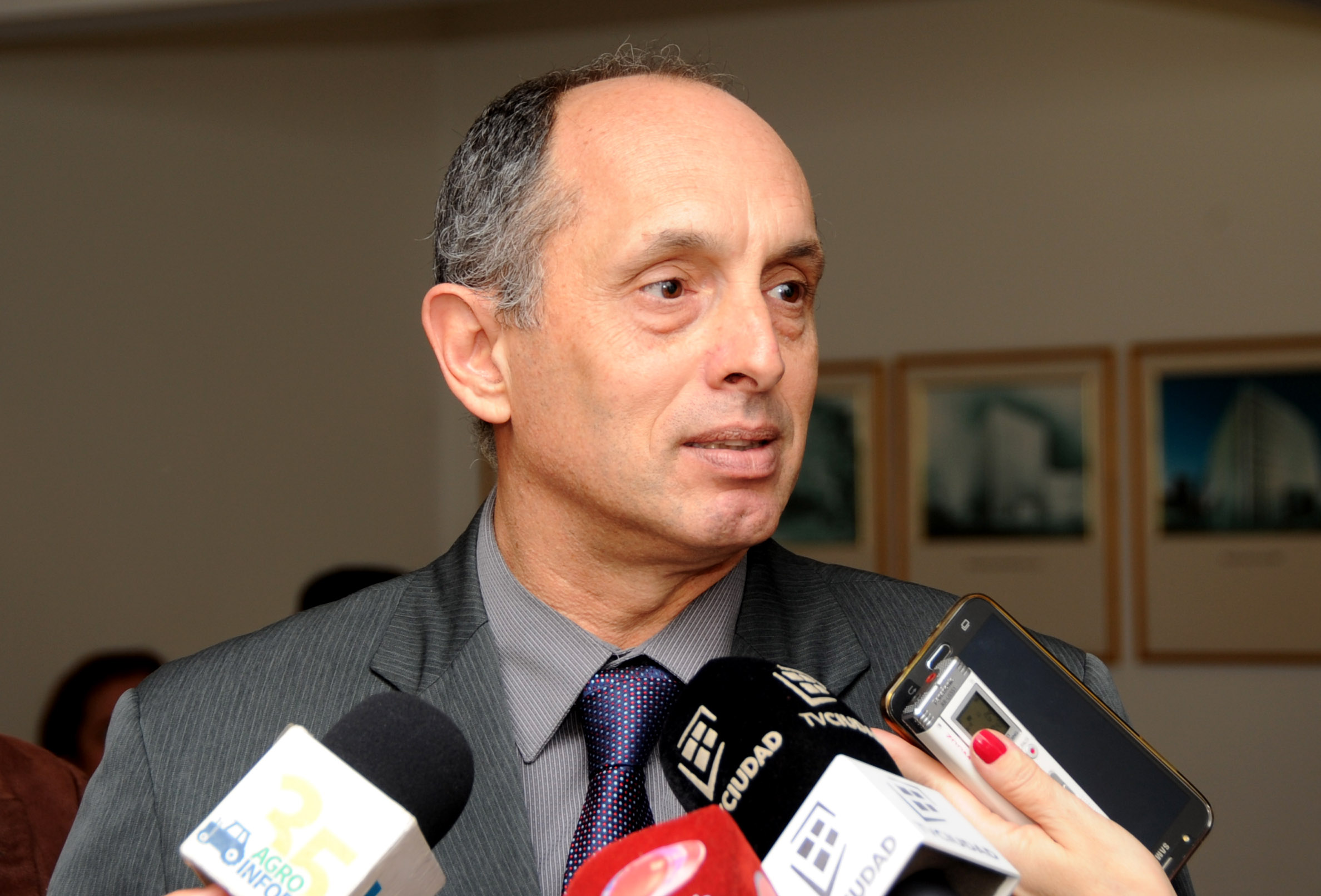 OEI, UTE y Fundación Elecnor renuevan esfuerzos para ampliación de energías renovables