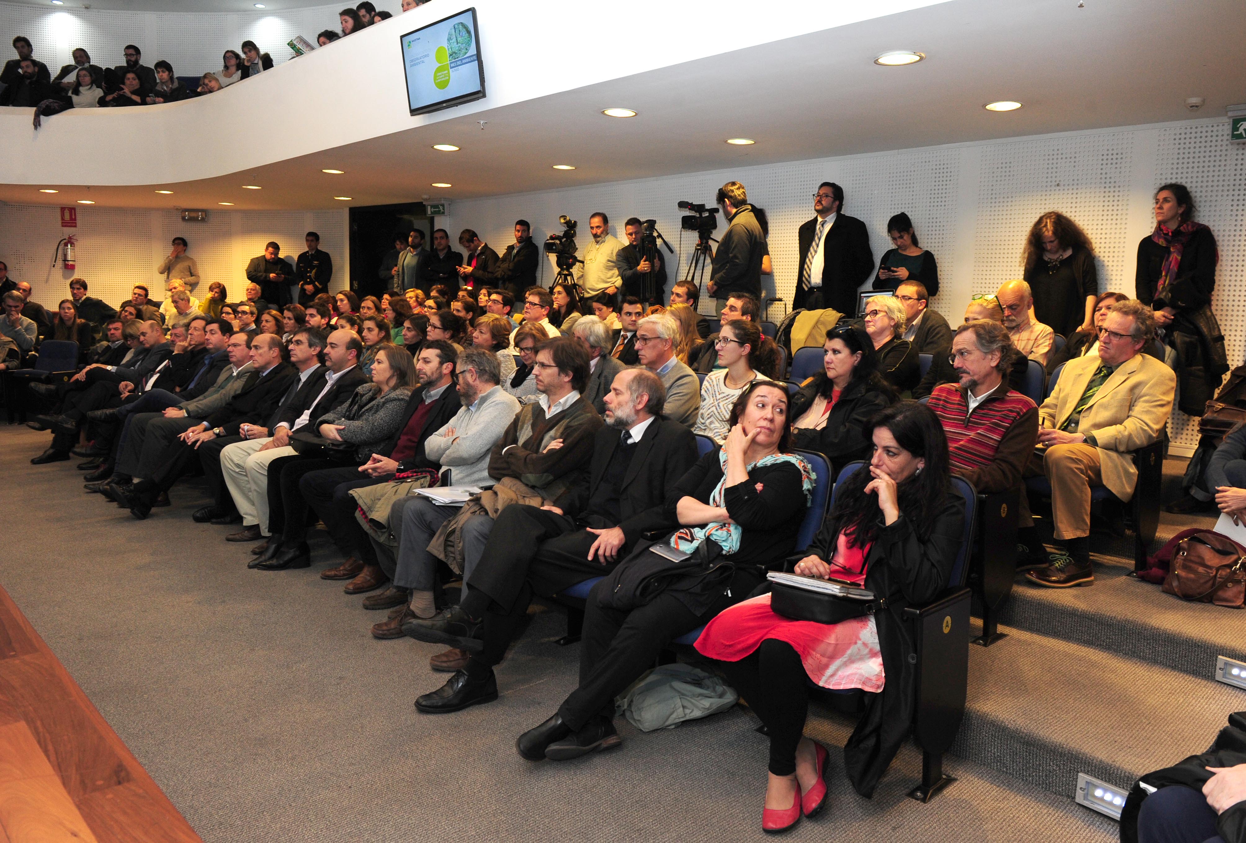 Asistentes a la presentación