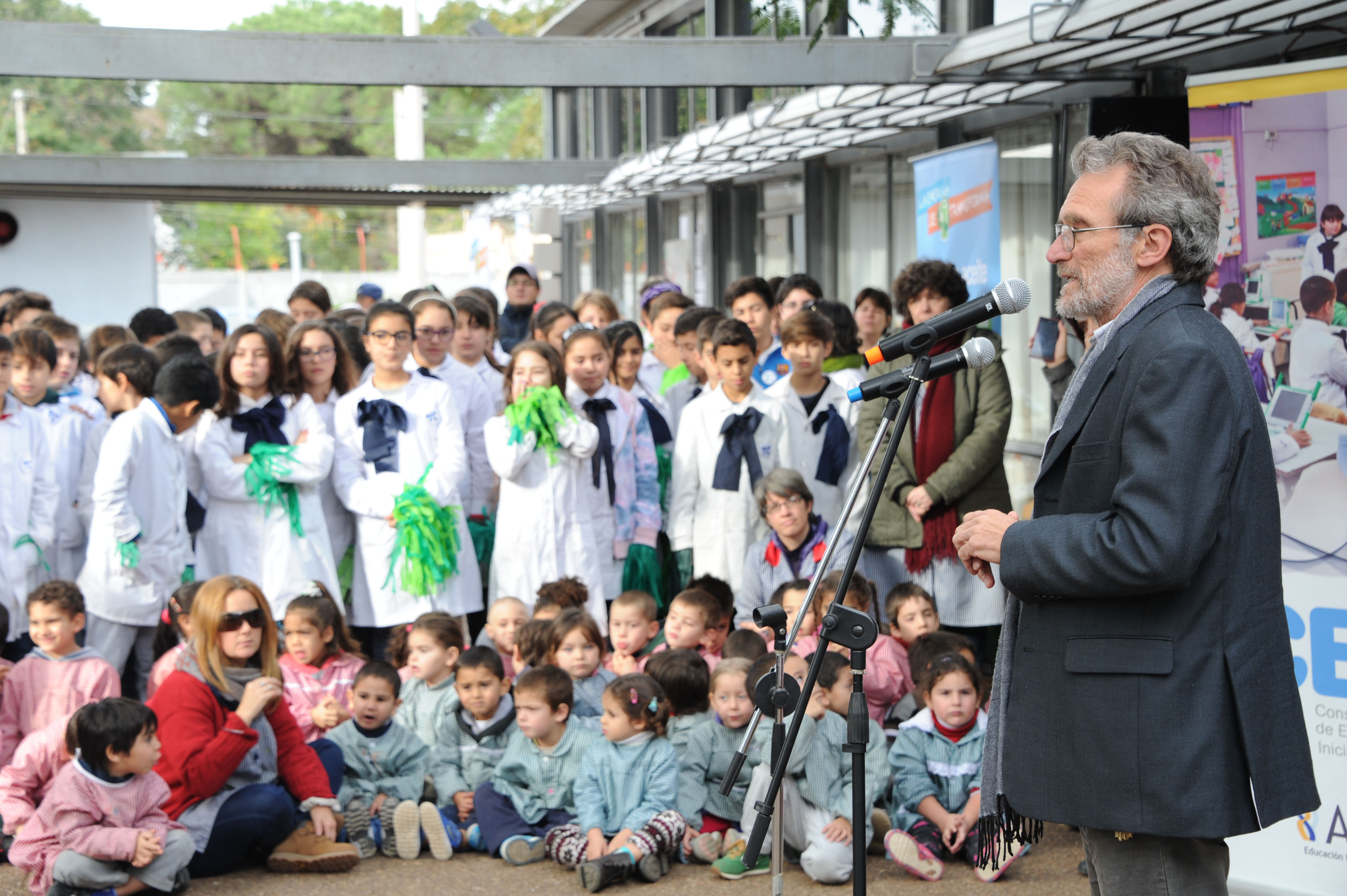 Consejero de Educación Inicial y Primaria, Héctor Florit