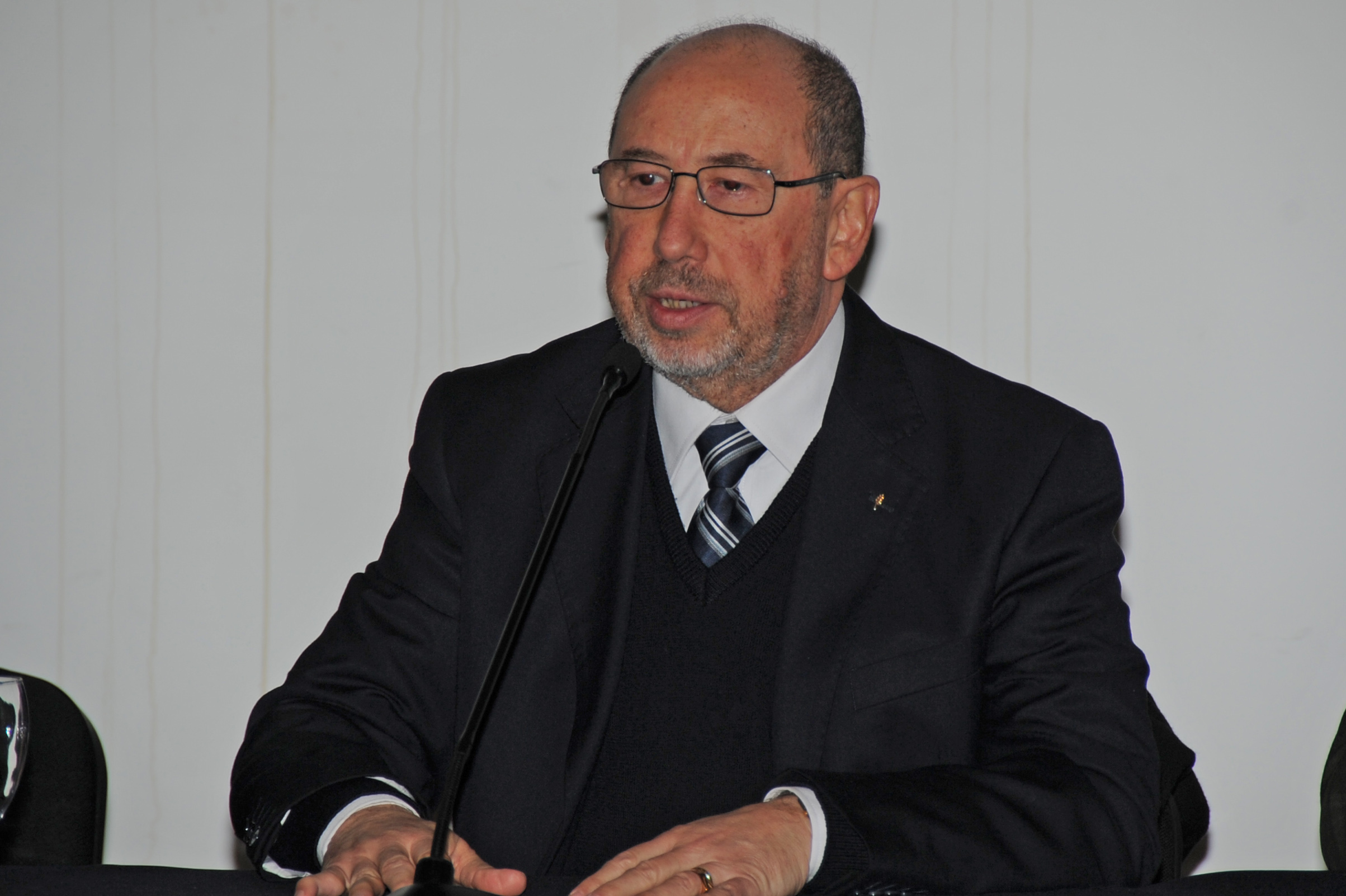 Subsecretario Nacional del Deporte, Alfredo Etchandy, haciendo uso de la palabra