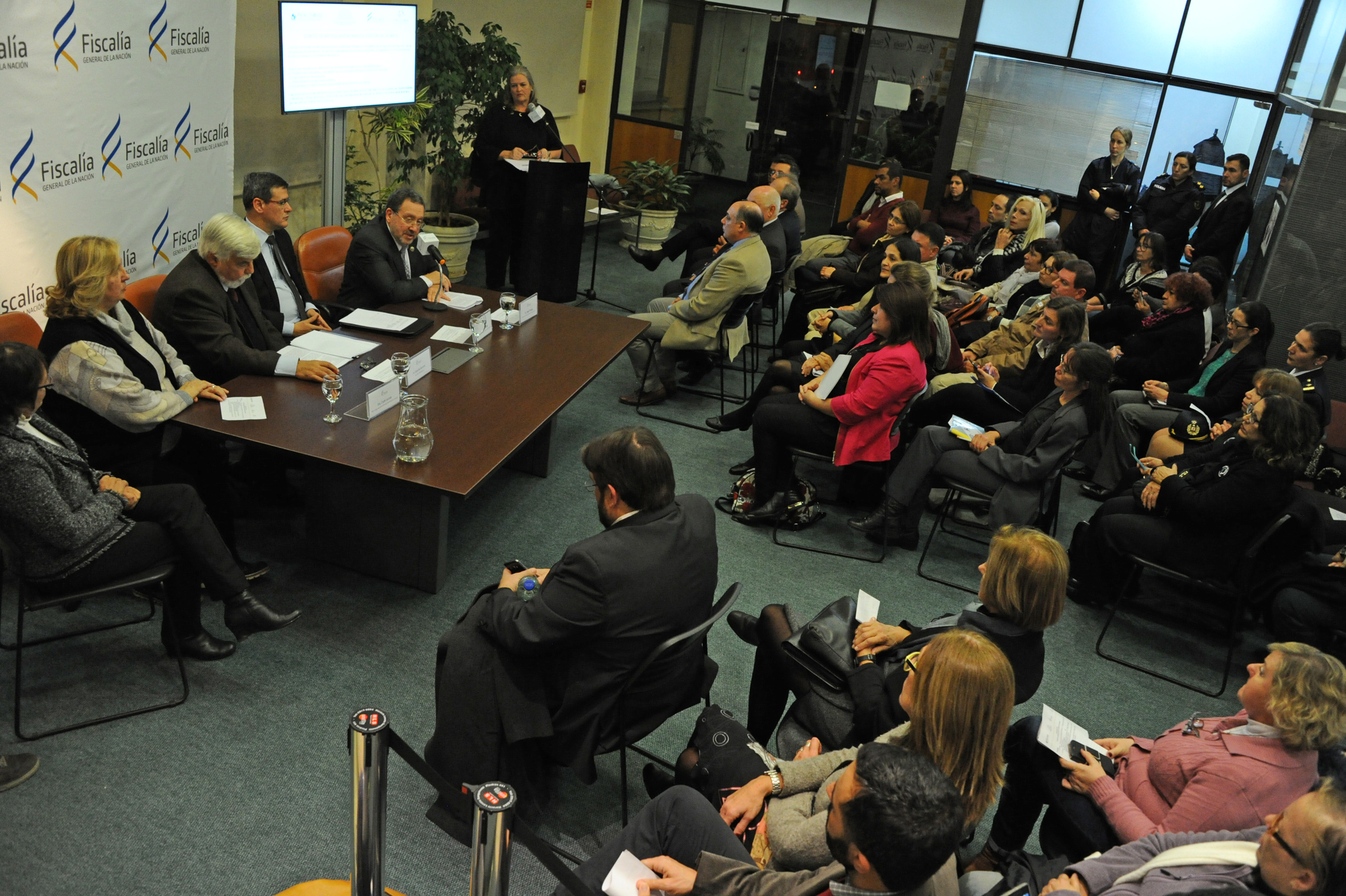 Ministerio del Interior, Suprema Corte de Justicia, Fiscalía de la Nación y Red uruguaya contra la violencia doméstica y sexual suscribieron acyuerdo