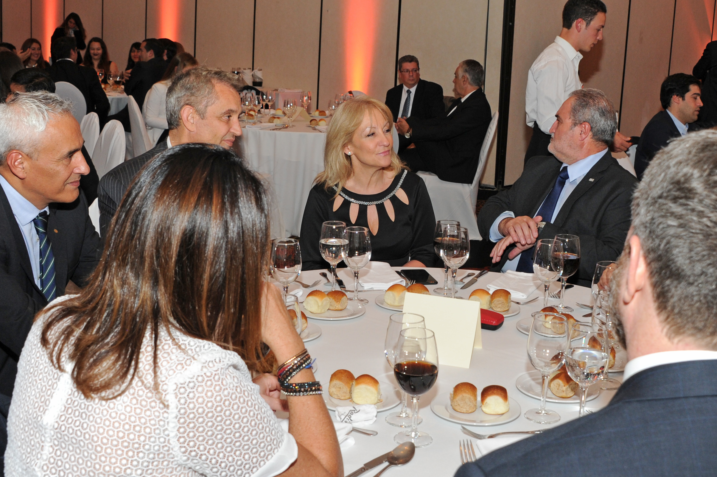 Ministra Carolina Cosse participó de la cena de gala de la fundación Forge