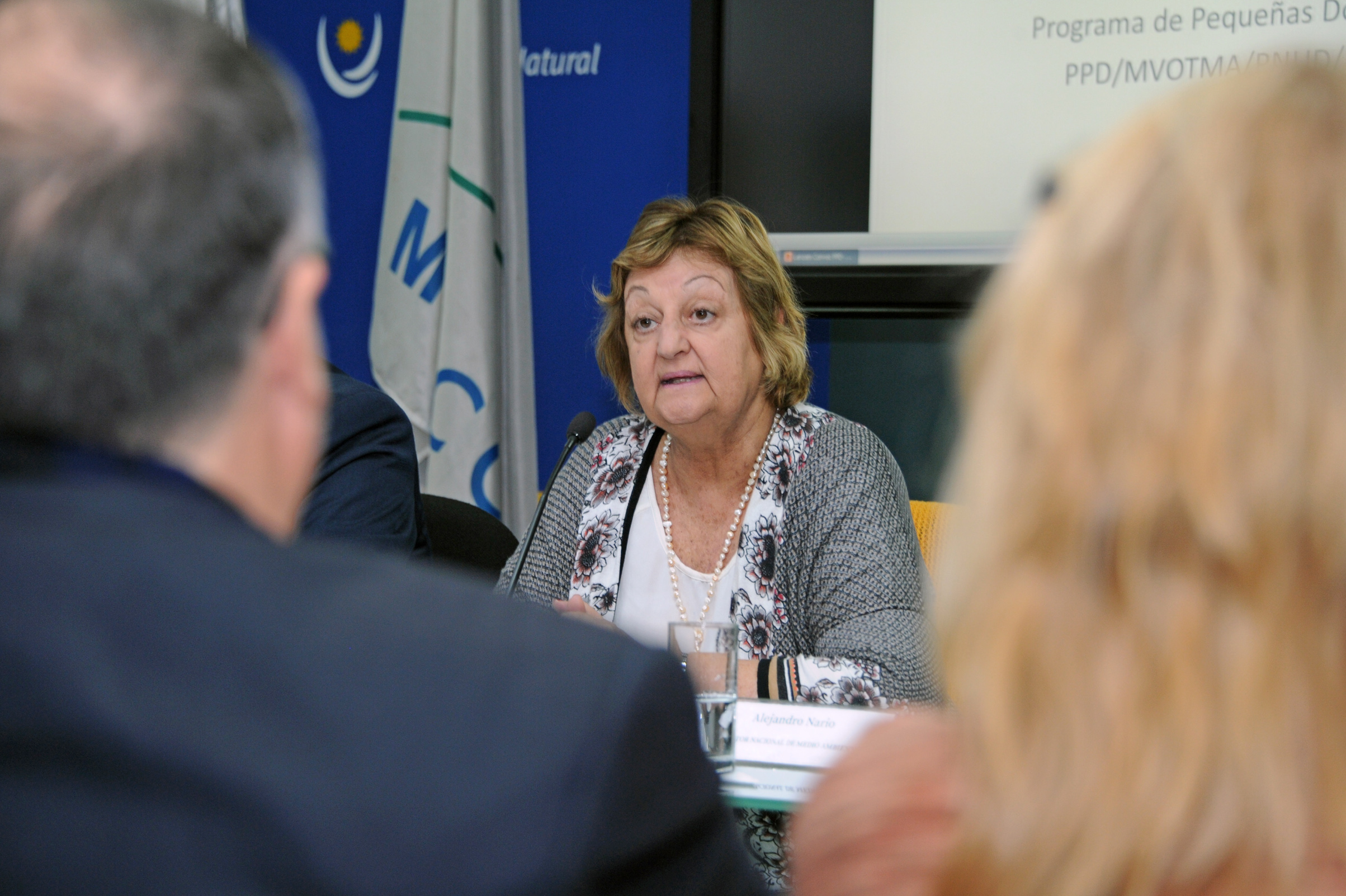 Ministra de Turismo, Liliam Kechichian, haciendo uso de la palabra