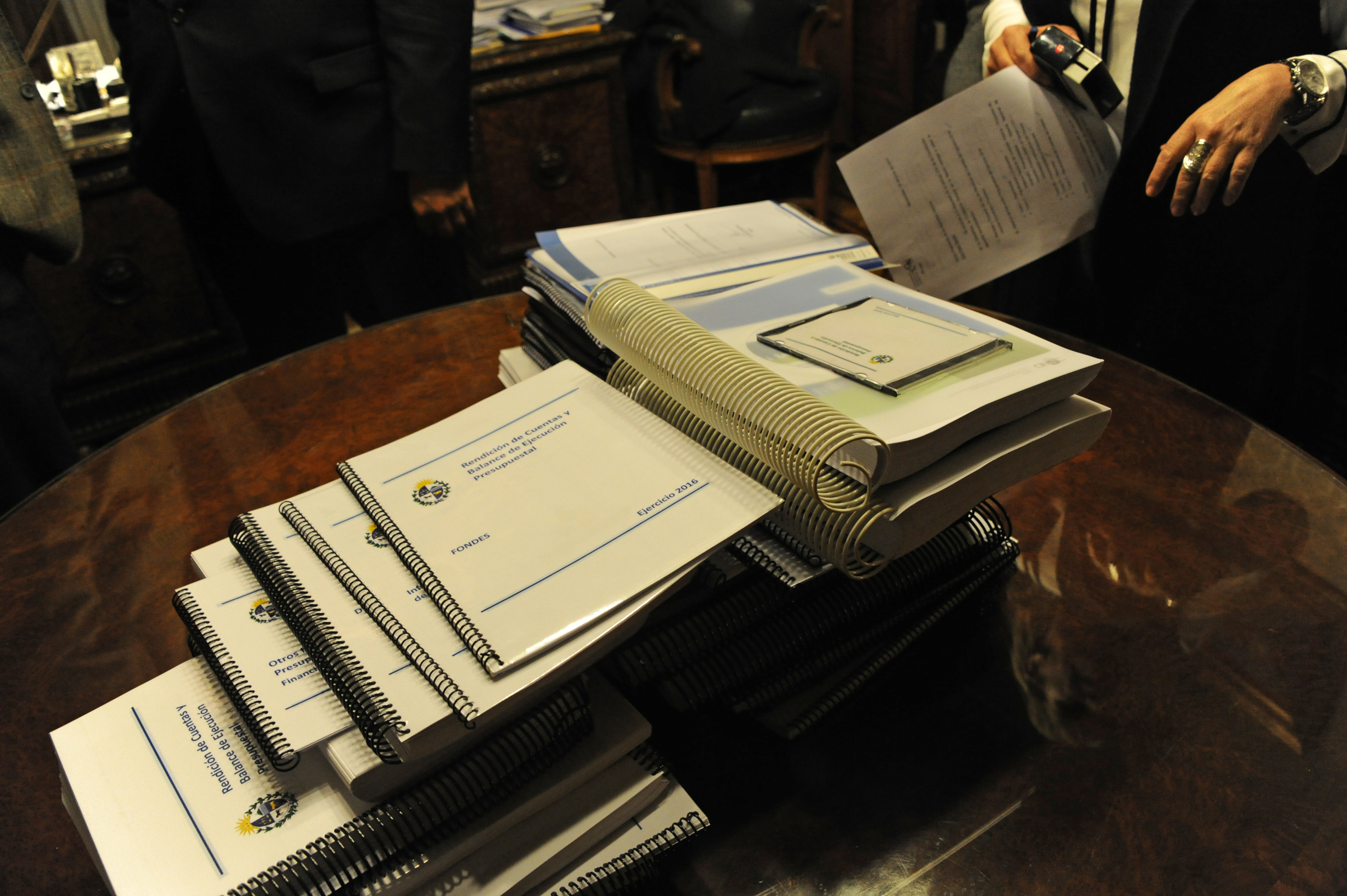 Entrega del proyecto de Rendición de Cuentas al Parlamento