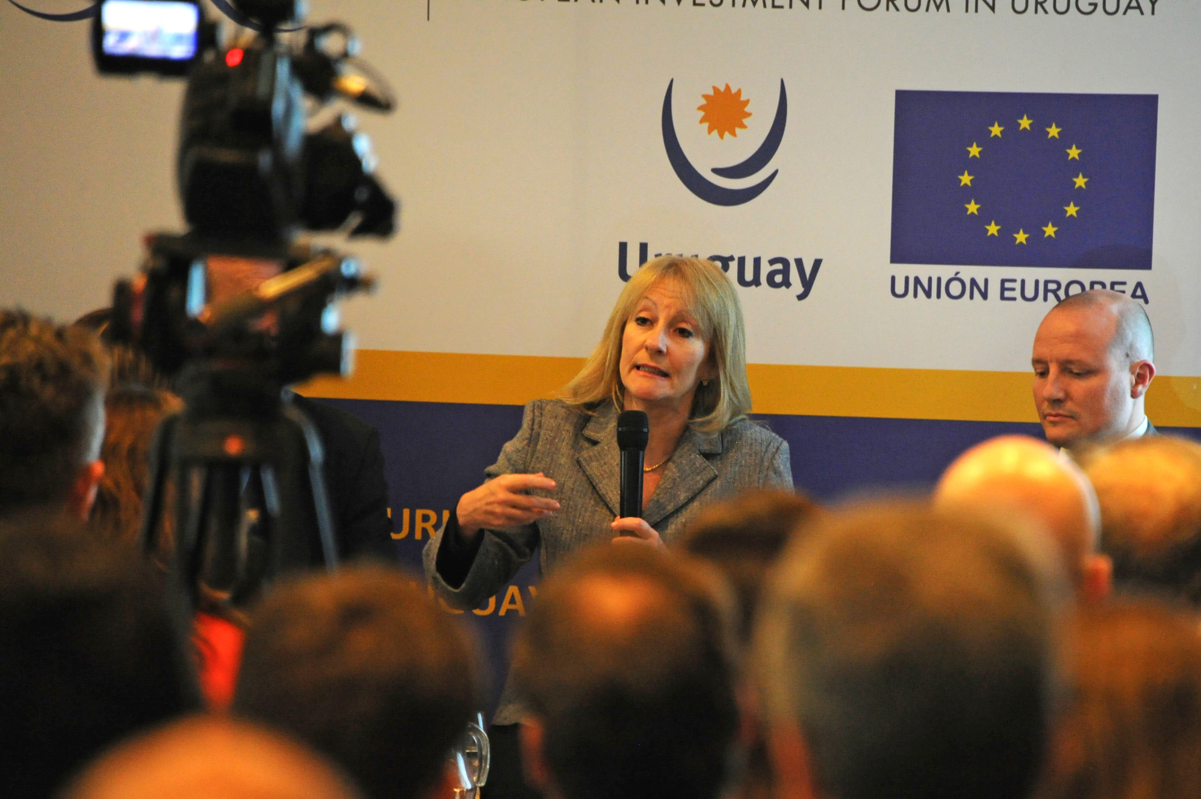 Uruguay dejo de importar energía y paso a ser exportador, manifestó la ministra Cosse