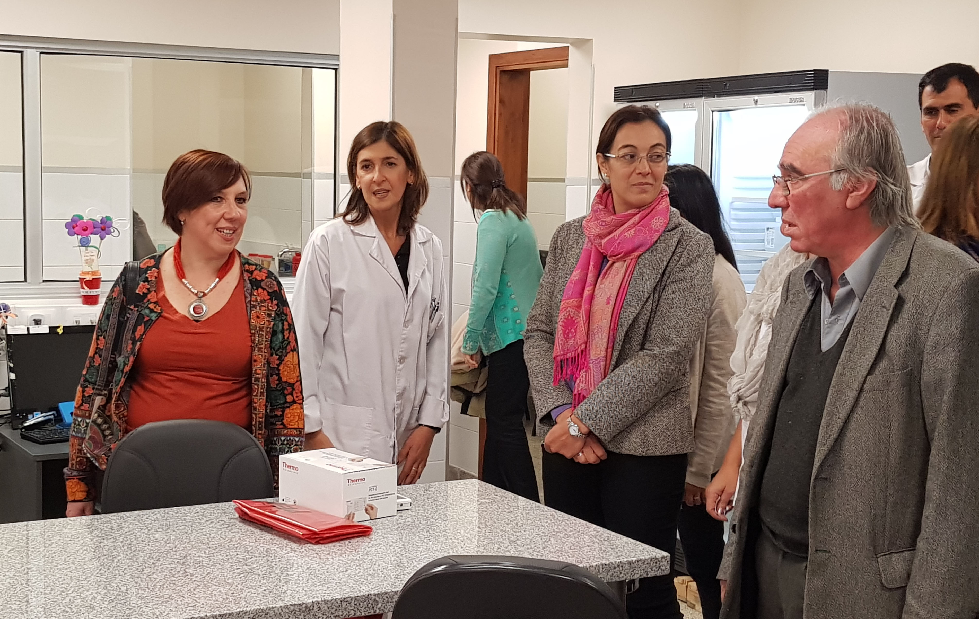 Recorrida por el Hospital de Pando