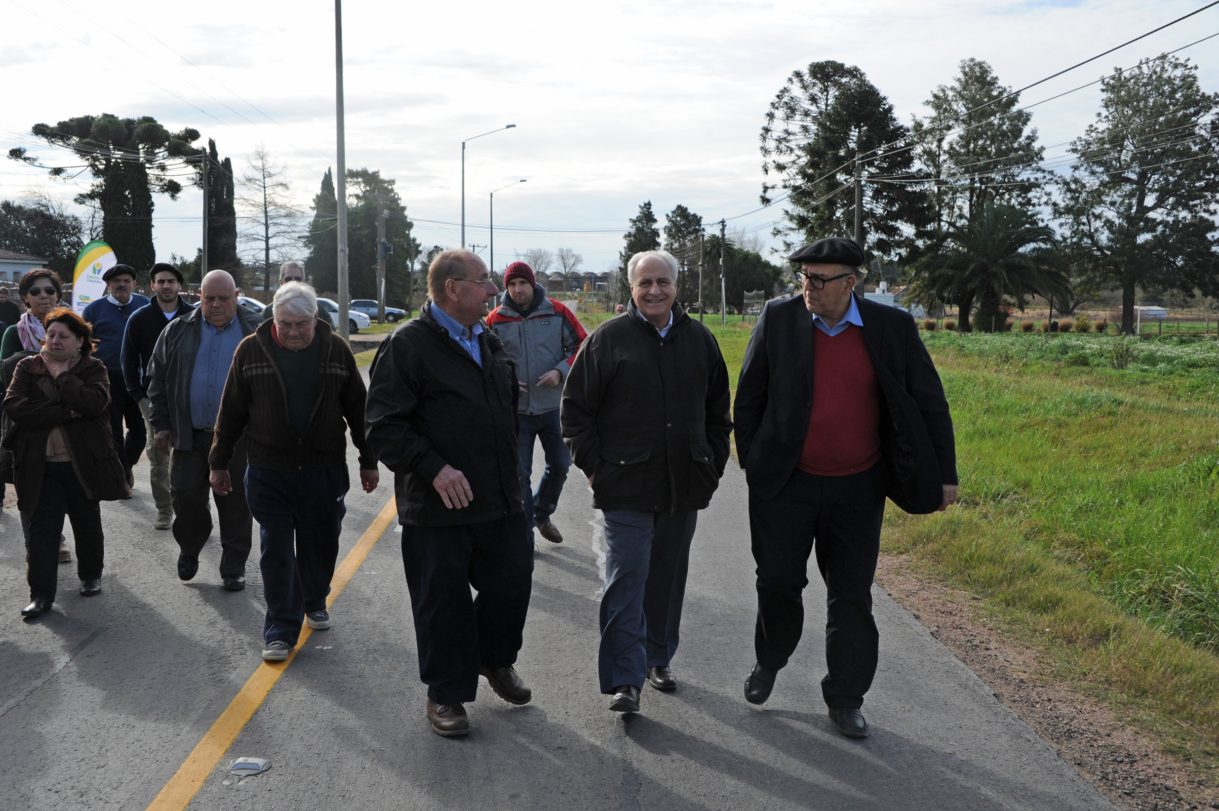 Ministro de Transporte y Obras Públicas, Víctor Rossi, durante la recorrida