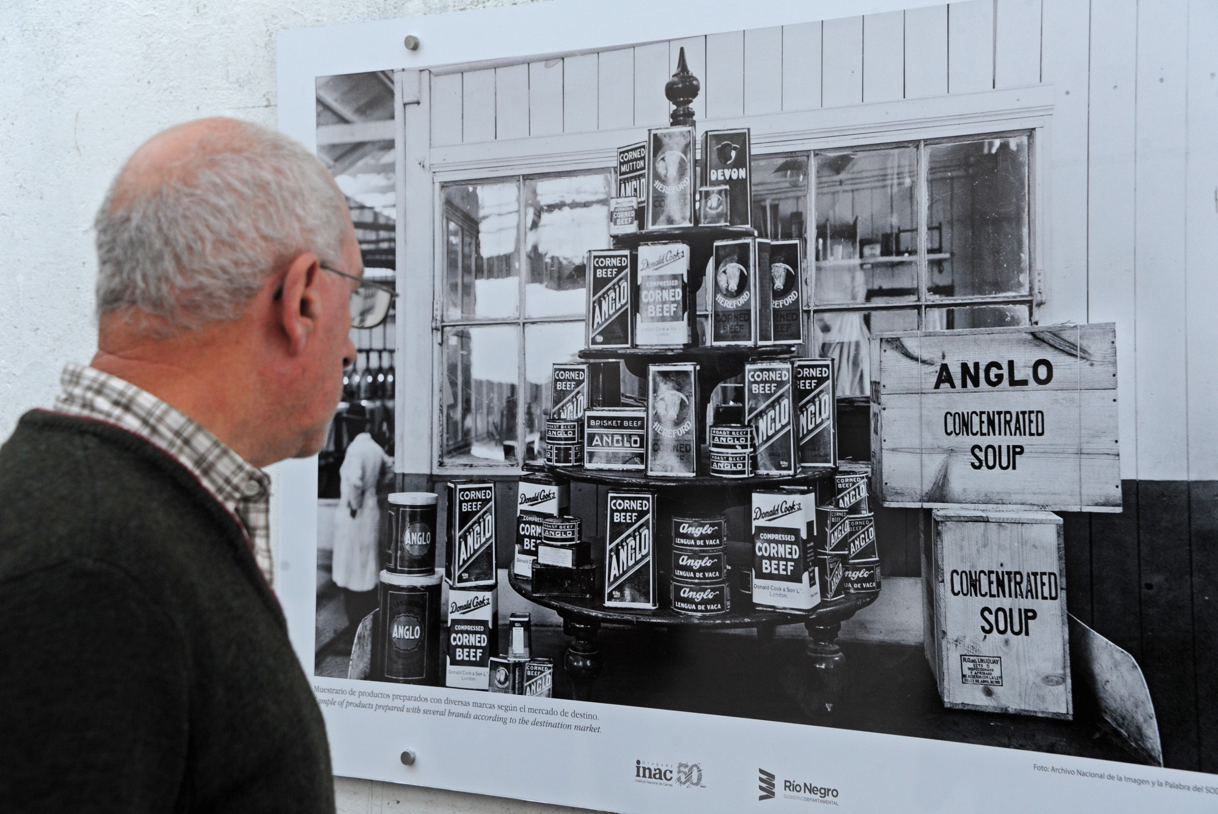 Muestra fotográfica del Frigorífico Anglo