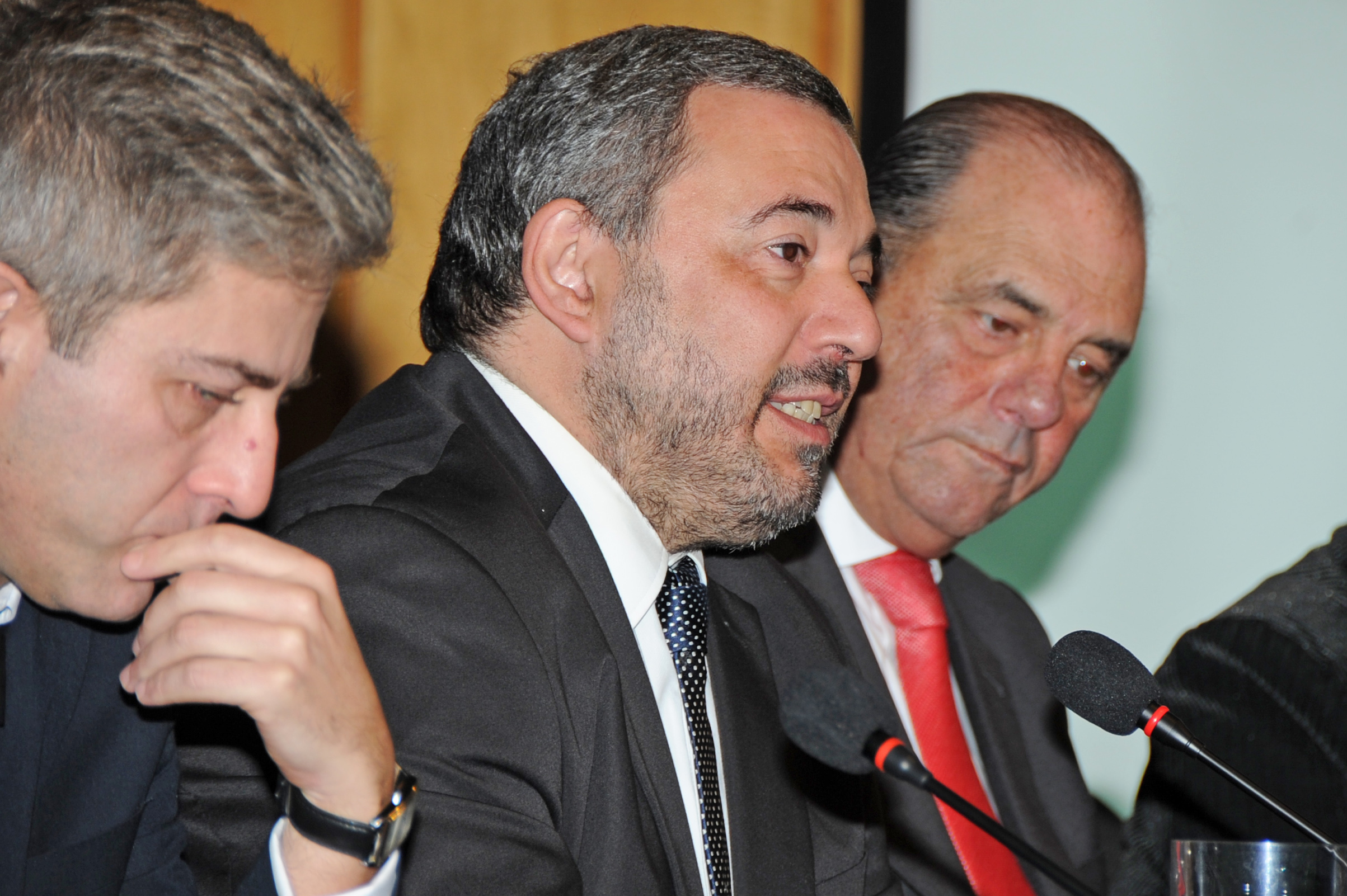 Presidente del Banco Central del Uruguay, Mario Bergara, haciendo uso de la palabra
