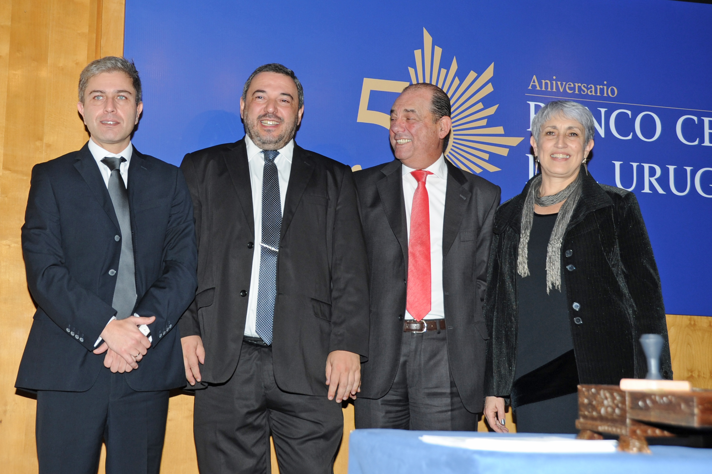 Autoridades en celebración del BCU