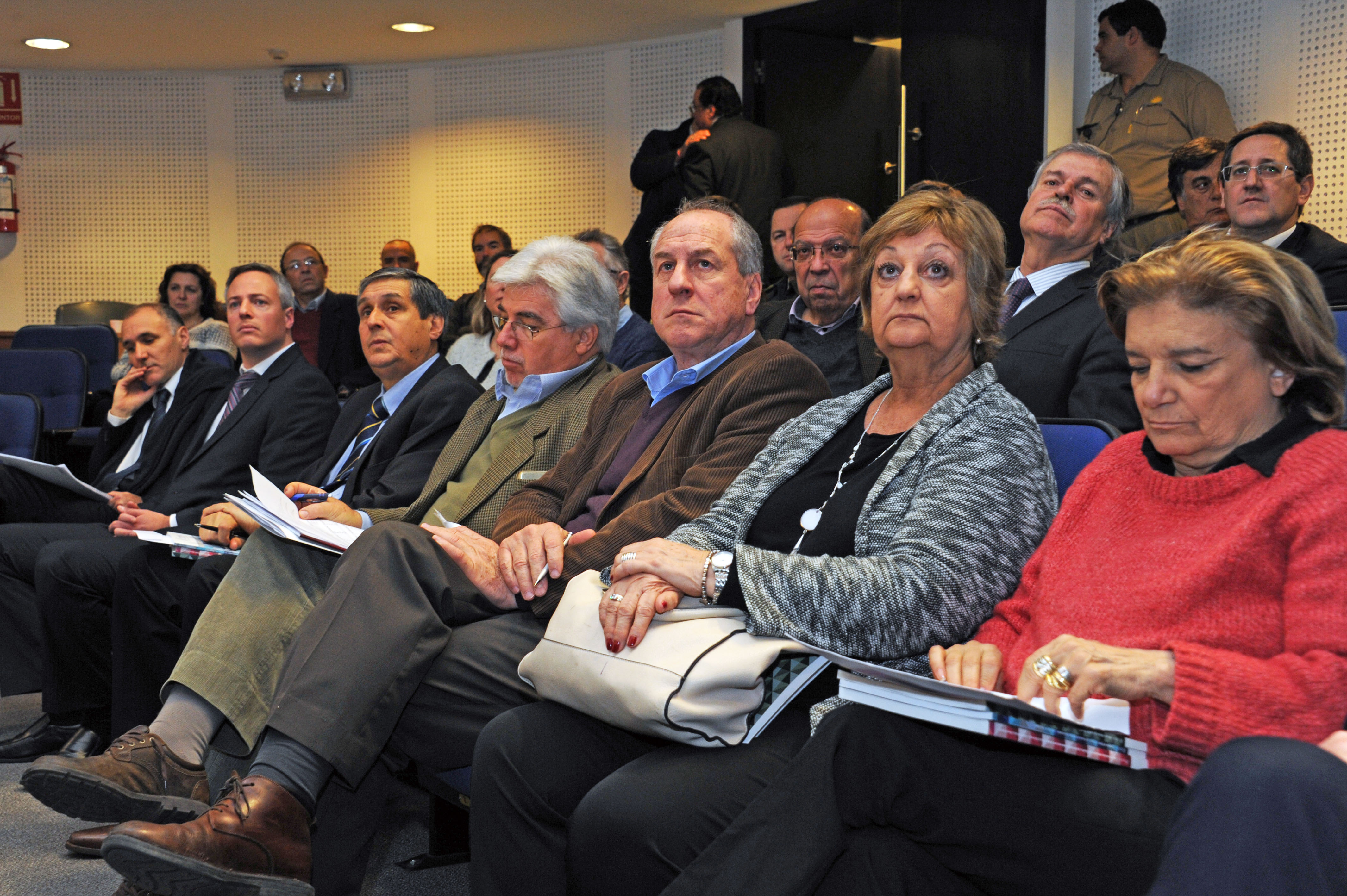 Autoridades presentes