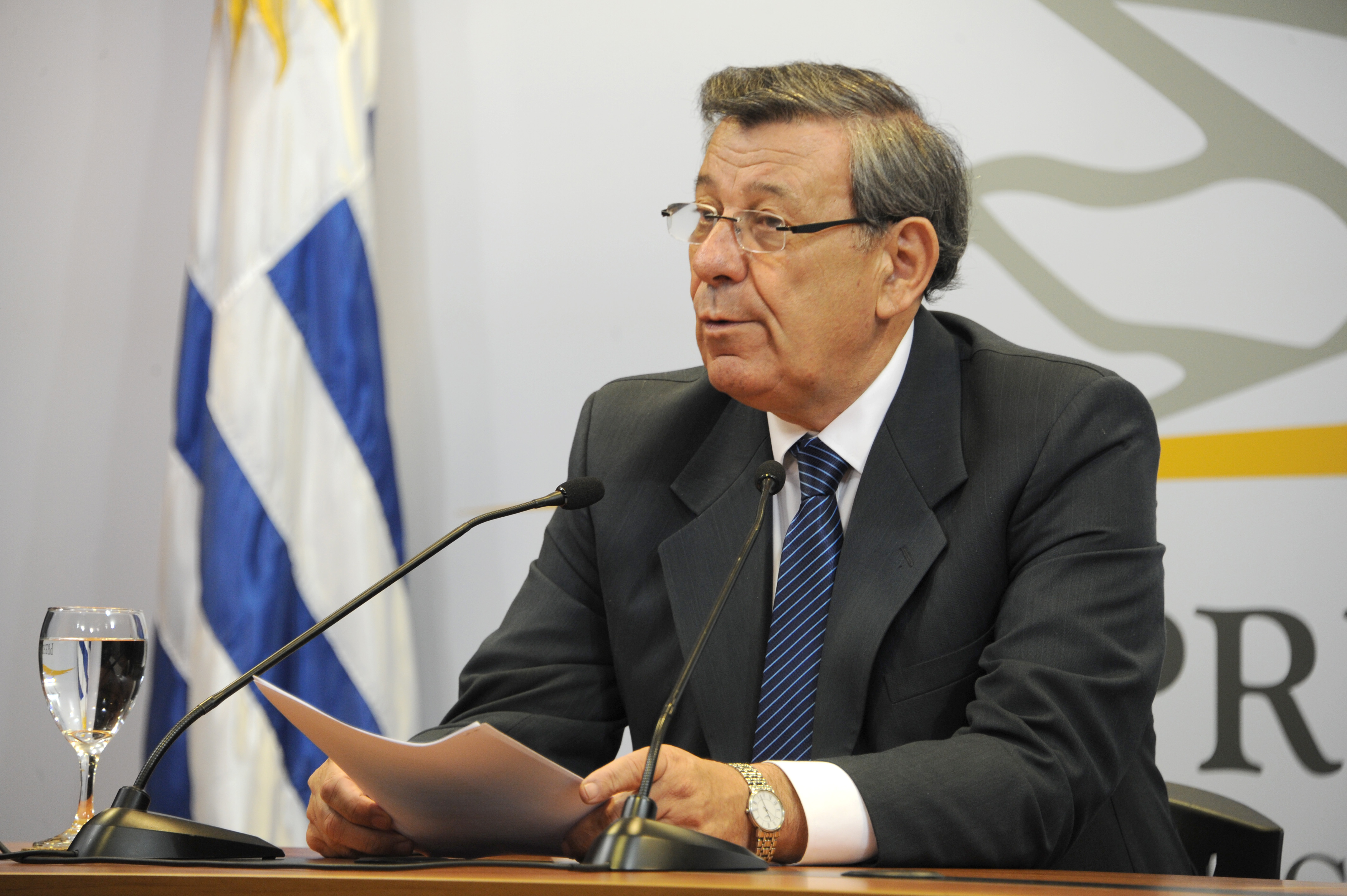 Canciller Rodolfo Nin Novoa, en declaraciones a la prensa tras el Consejo de Ministros
