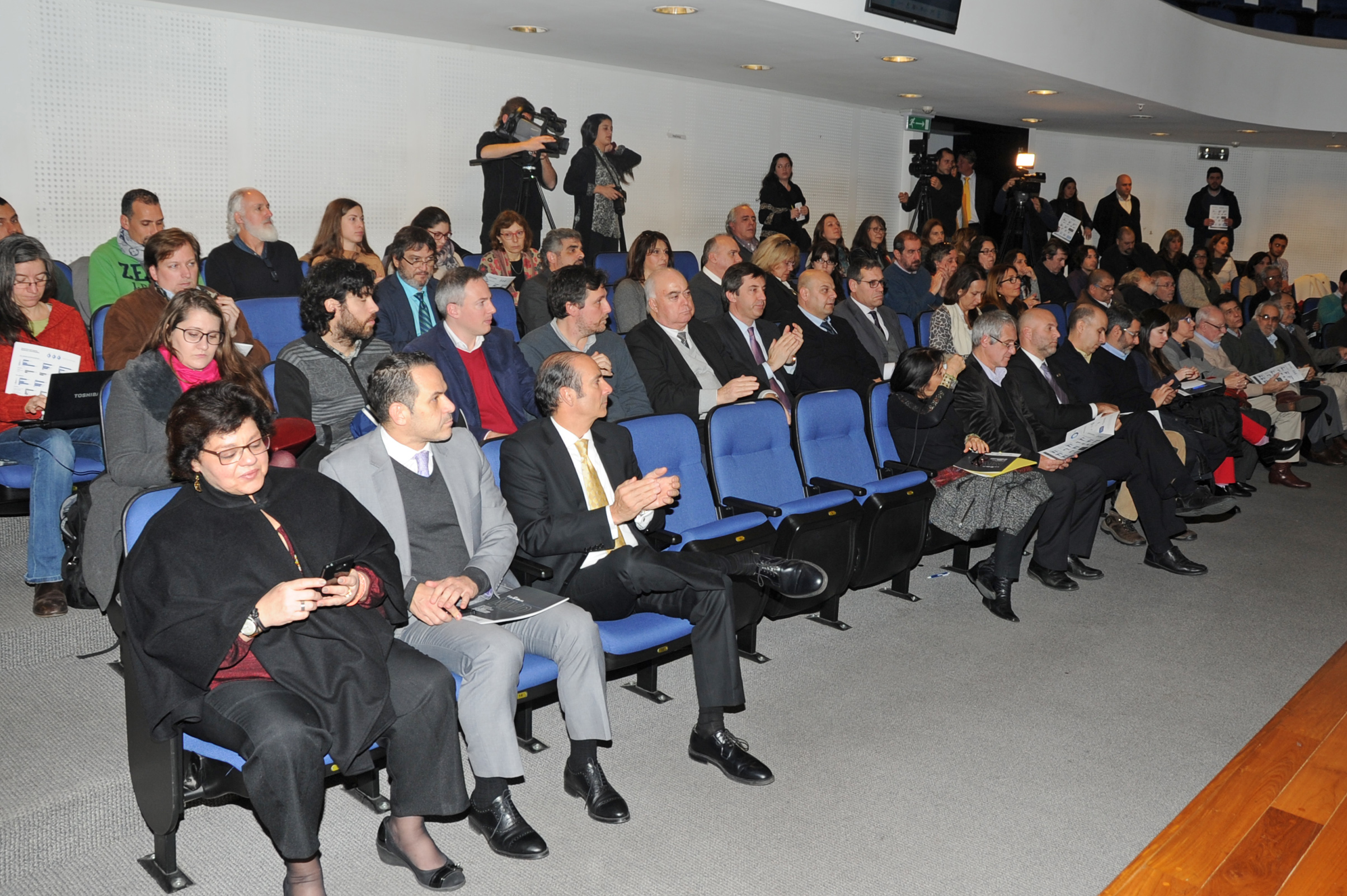 Asistentes a la presentación