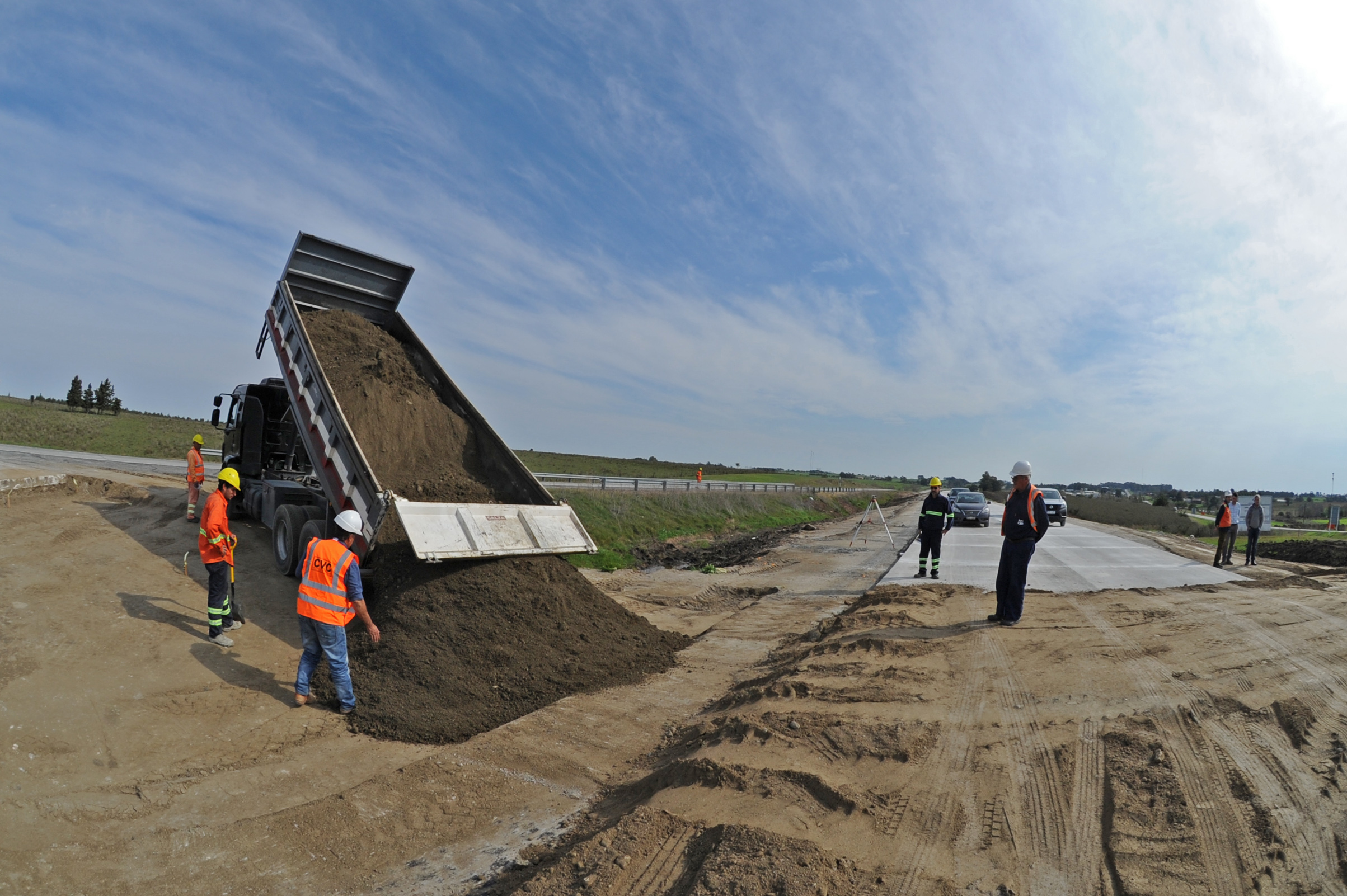Obras de la ruta 1 en Ecilda Paullier