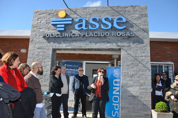 Susana Muñiz, haciendo uso de la palabra