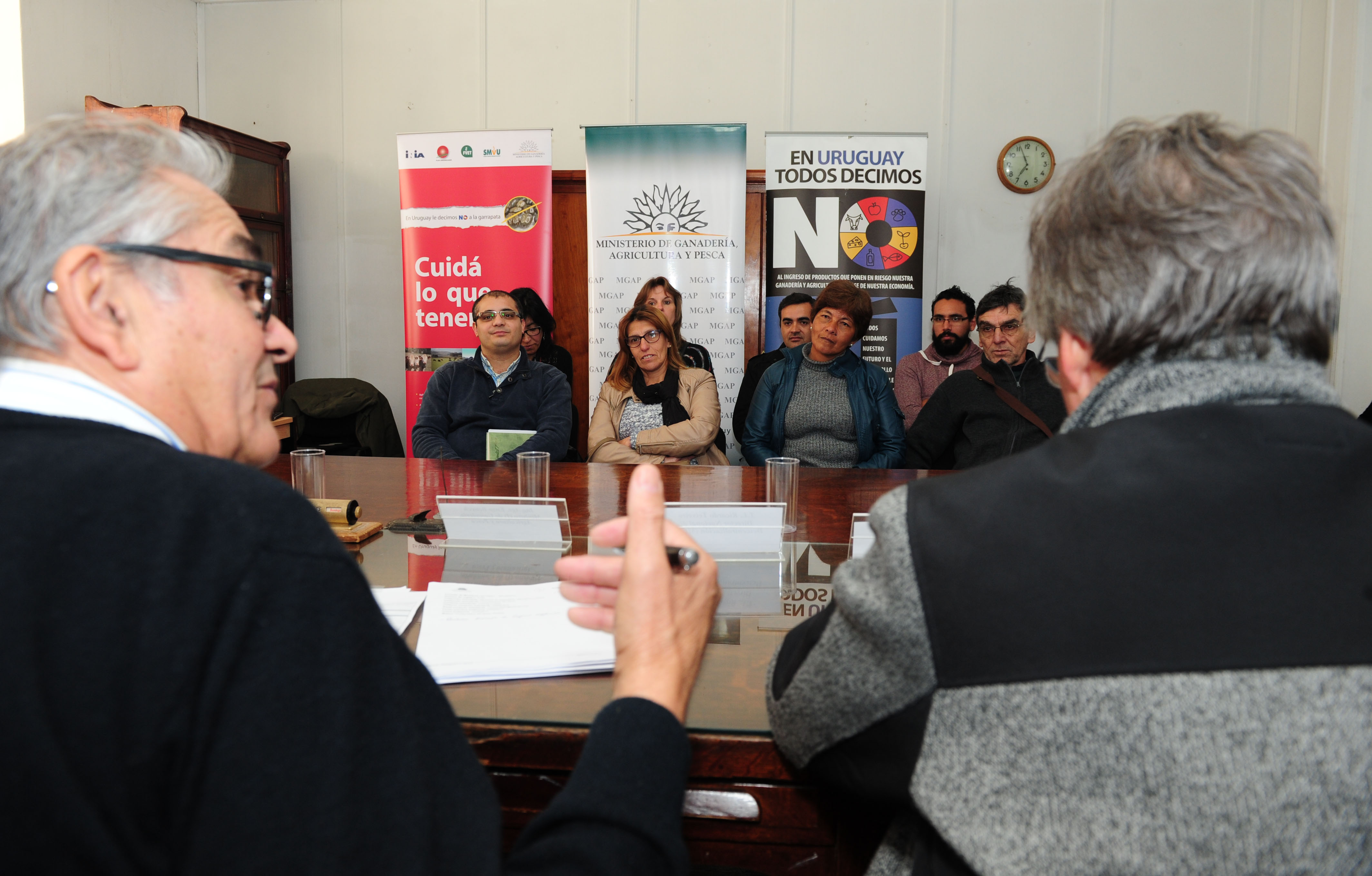 Subsecretario Enzo Benech, con organizaciones sociales de Río Negro